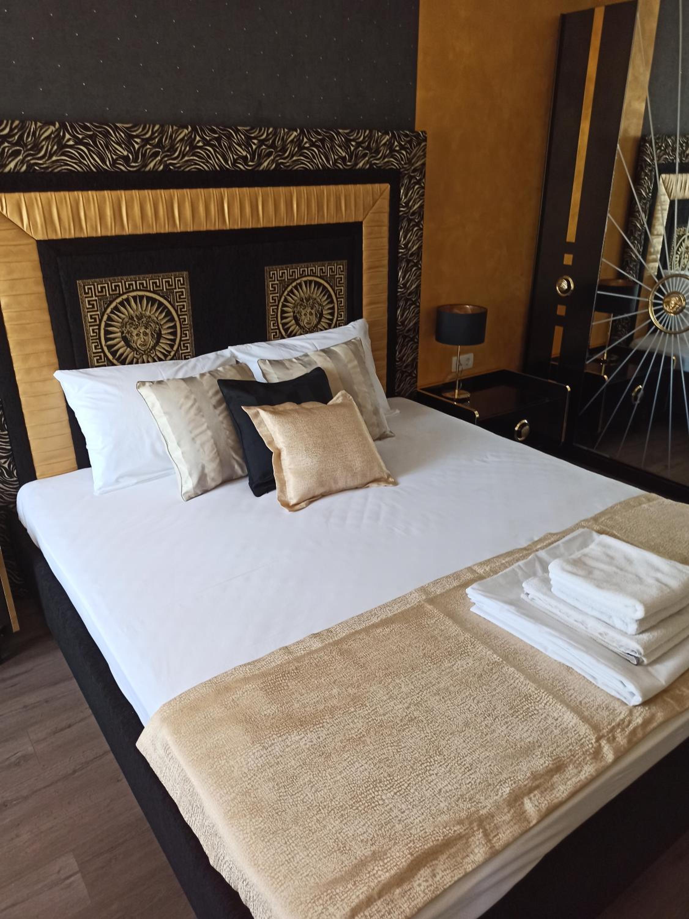 Apartmani President I