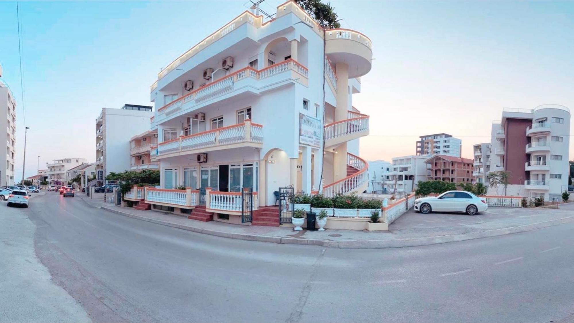 Apartments Delfin