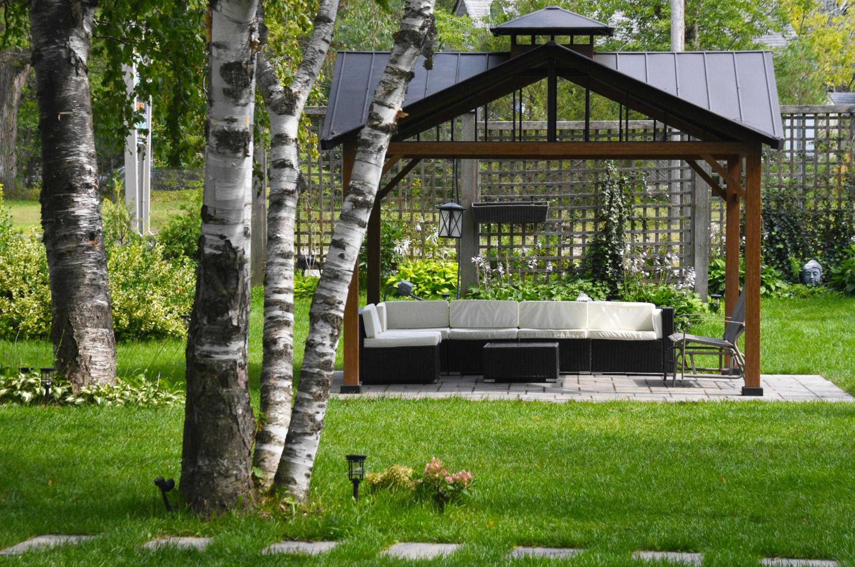 Hotel Adrians Wasaga Beach