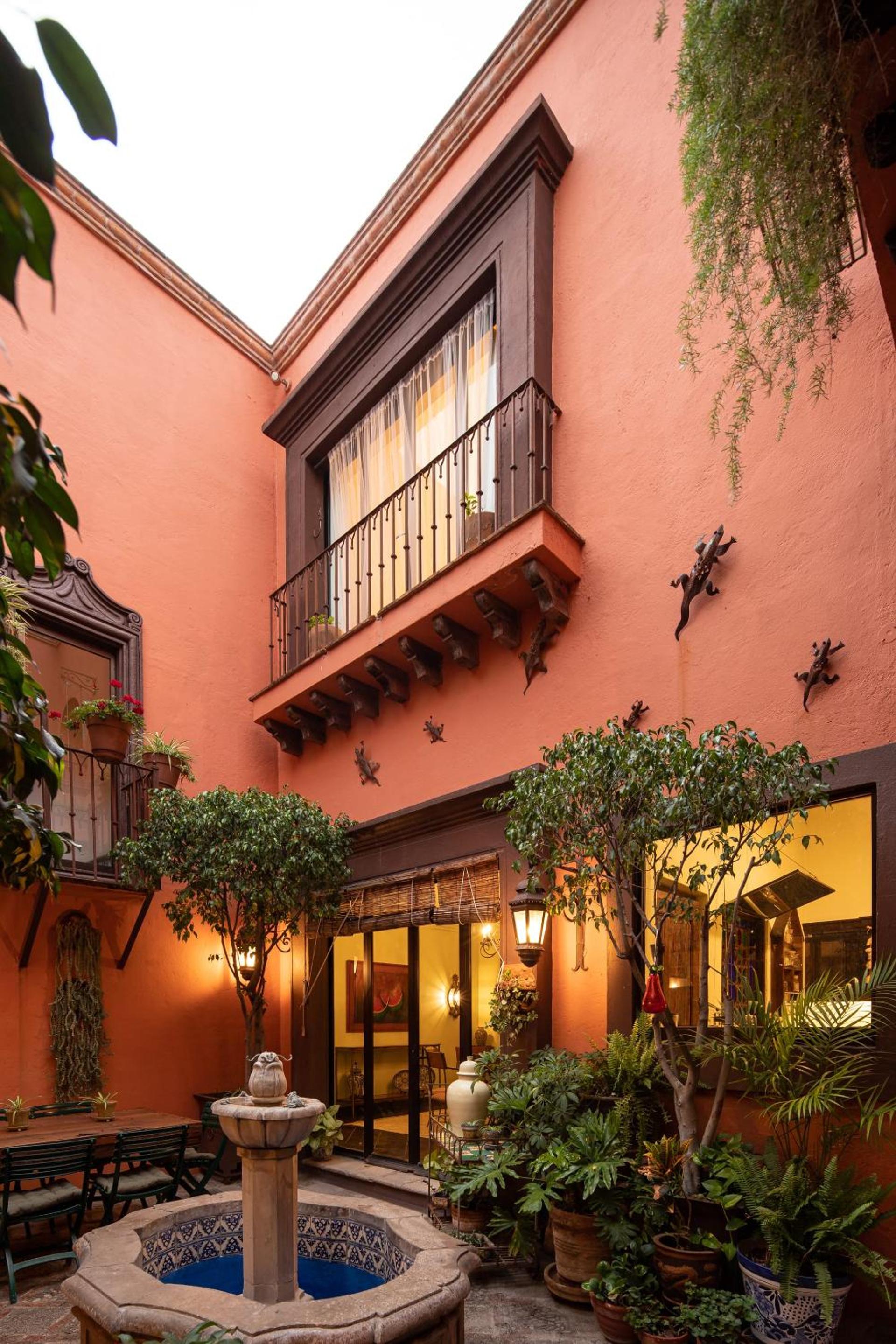 HOLT - Casa Parque Juárez view 3