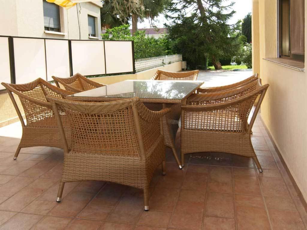 Patatas Villa view 4