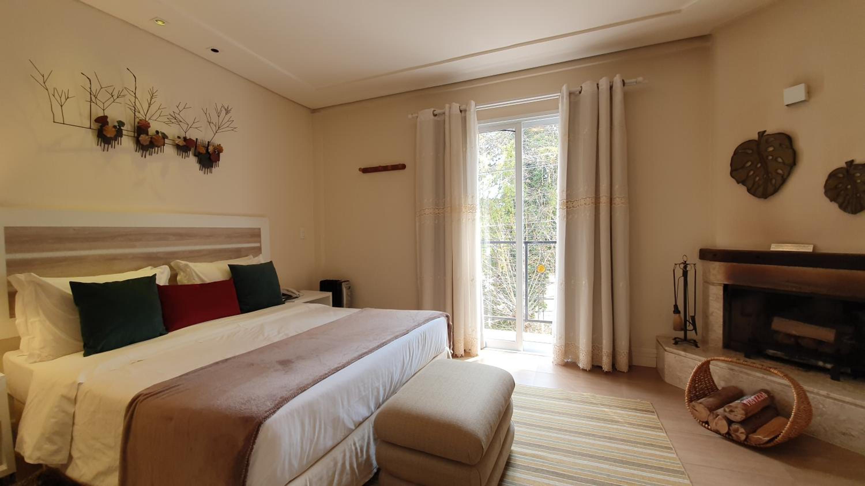 Pousada Annecy - CAPIVARI Fácil acesso ao centrinho e Baden Bar