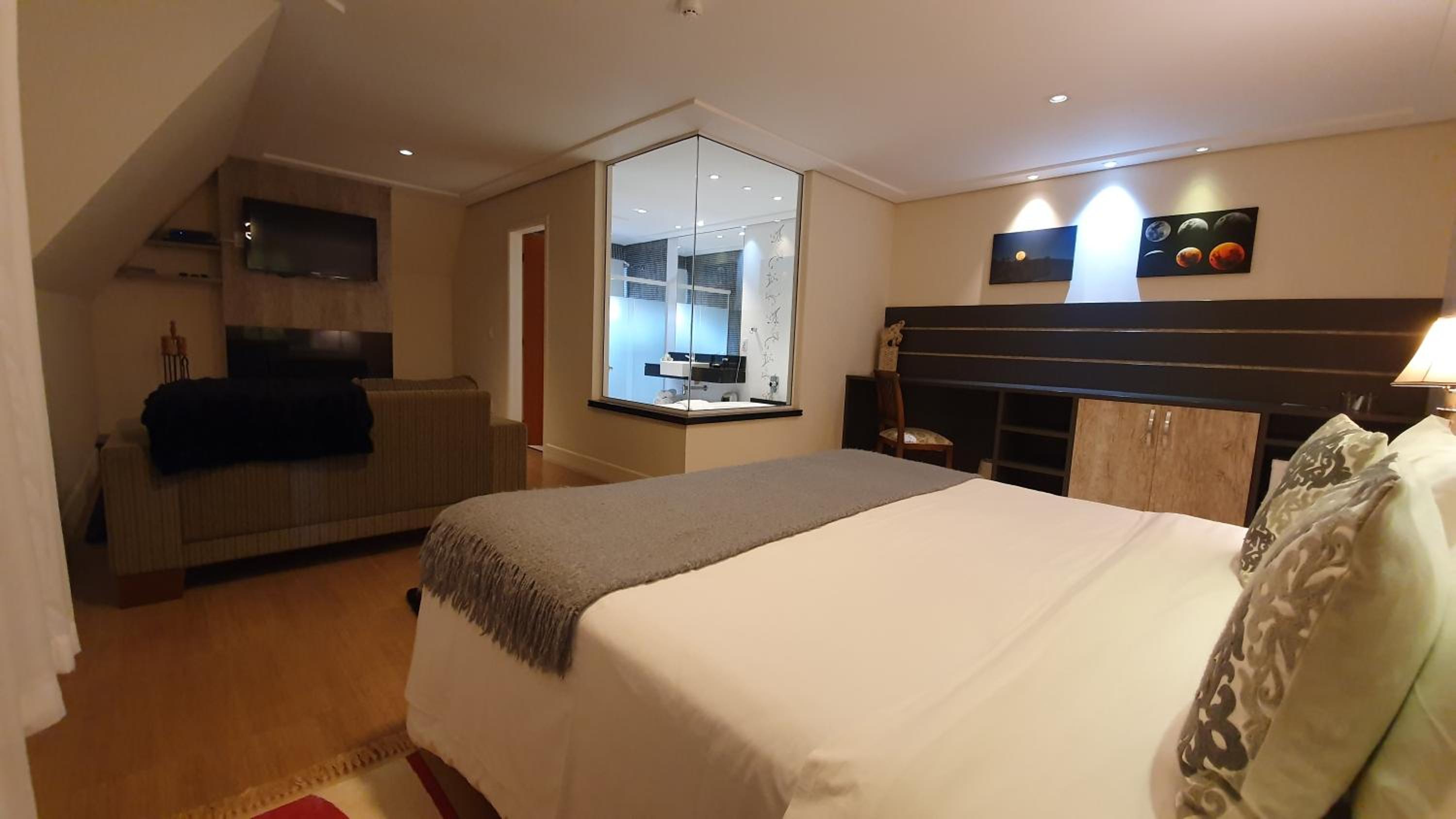Pousada Annecy - CAPIVARI Fácil acesso ao centrinho e Baden Bar
