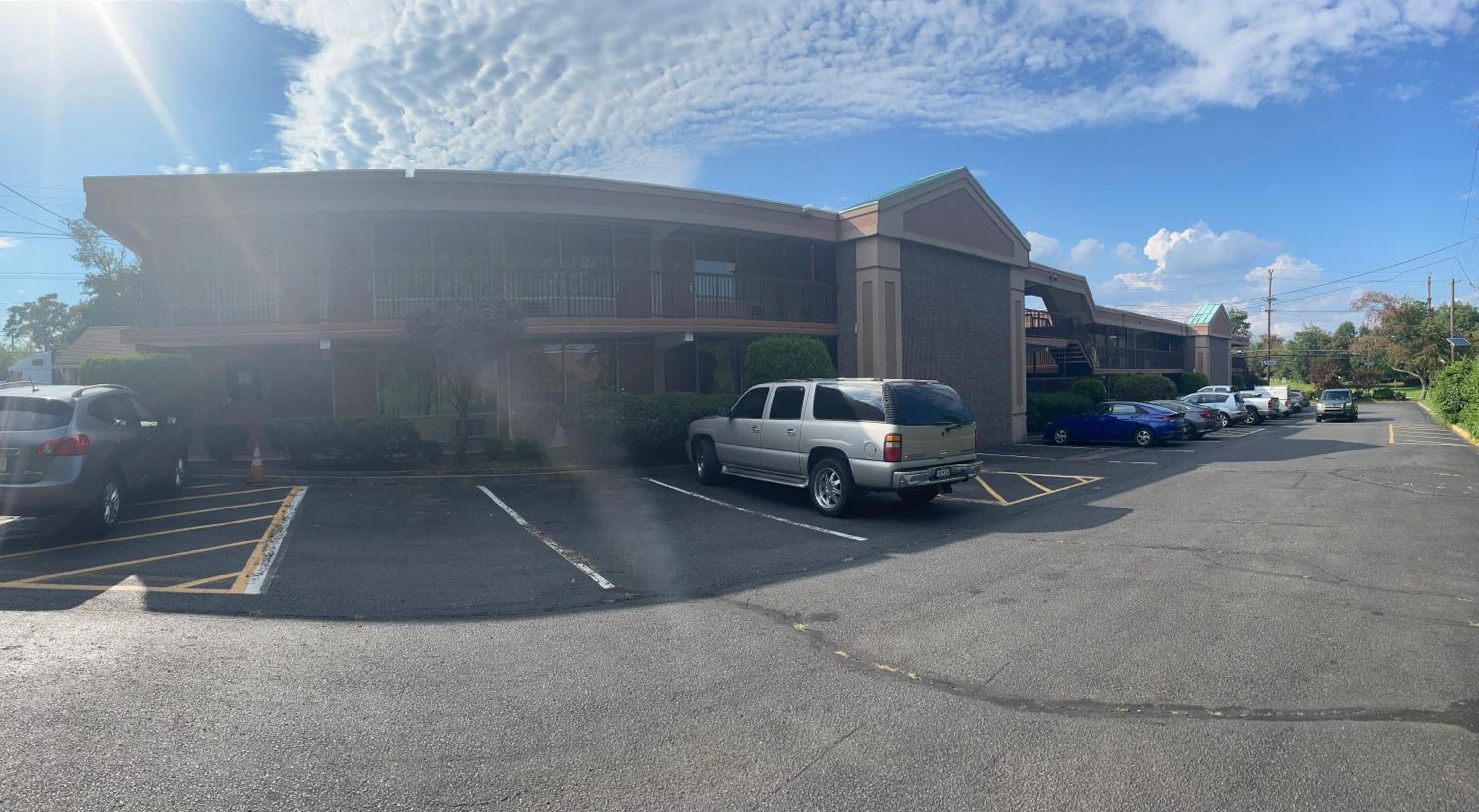 Travelers Inn