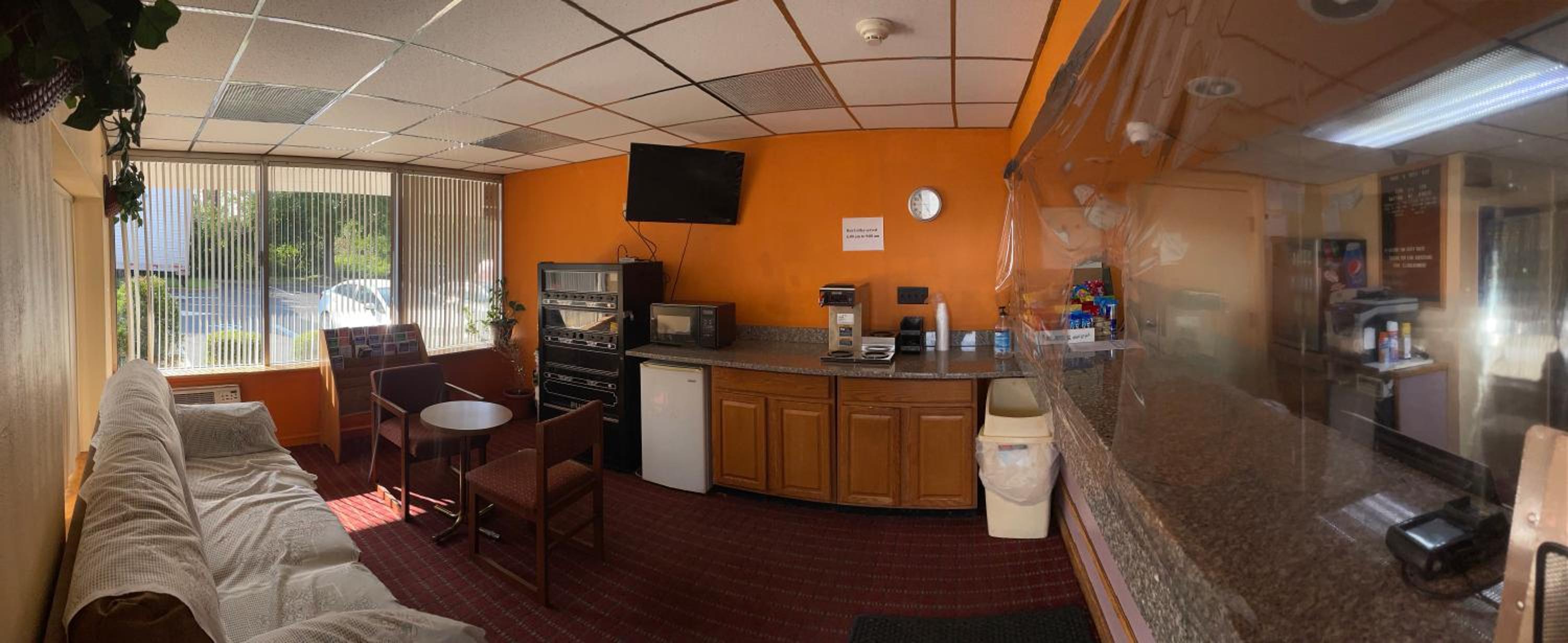 Travelers Inn