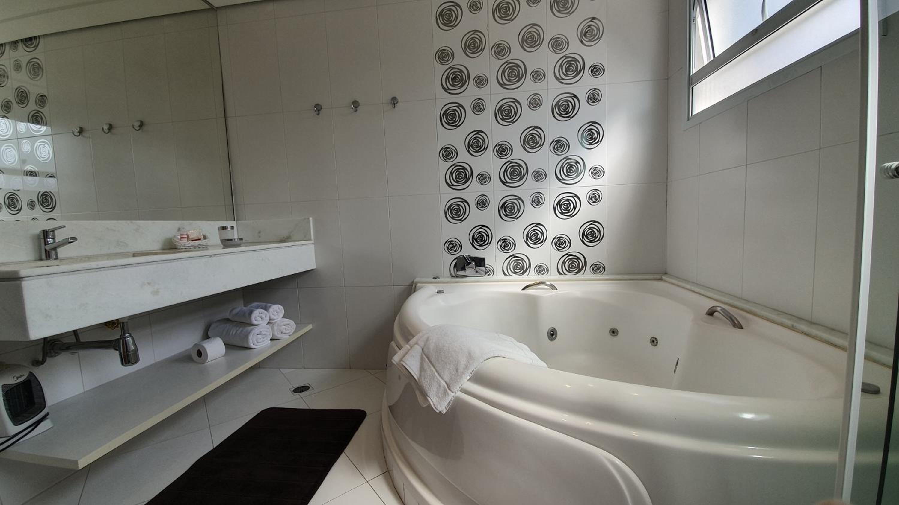 Pousada Annecy - CAPIVARI Fácil acesso ao centrinho e Baden Bar