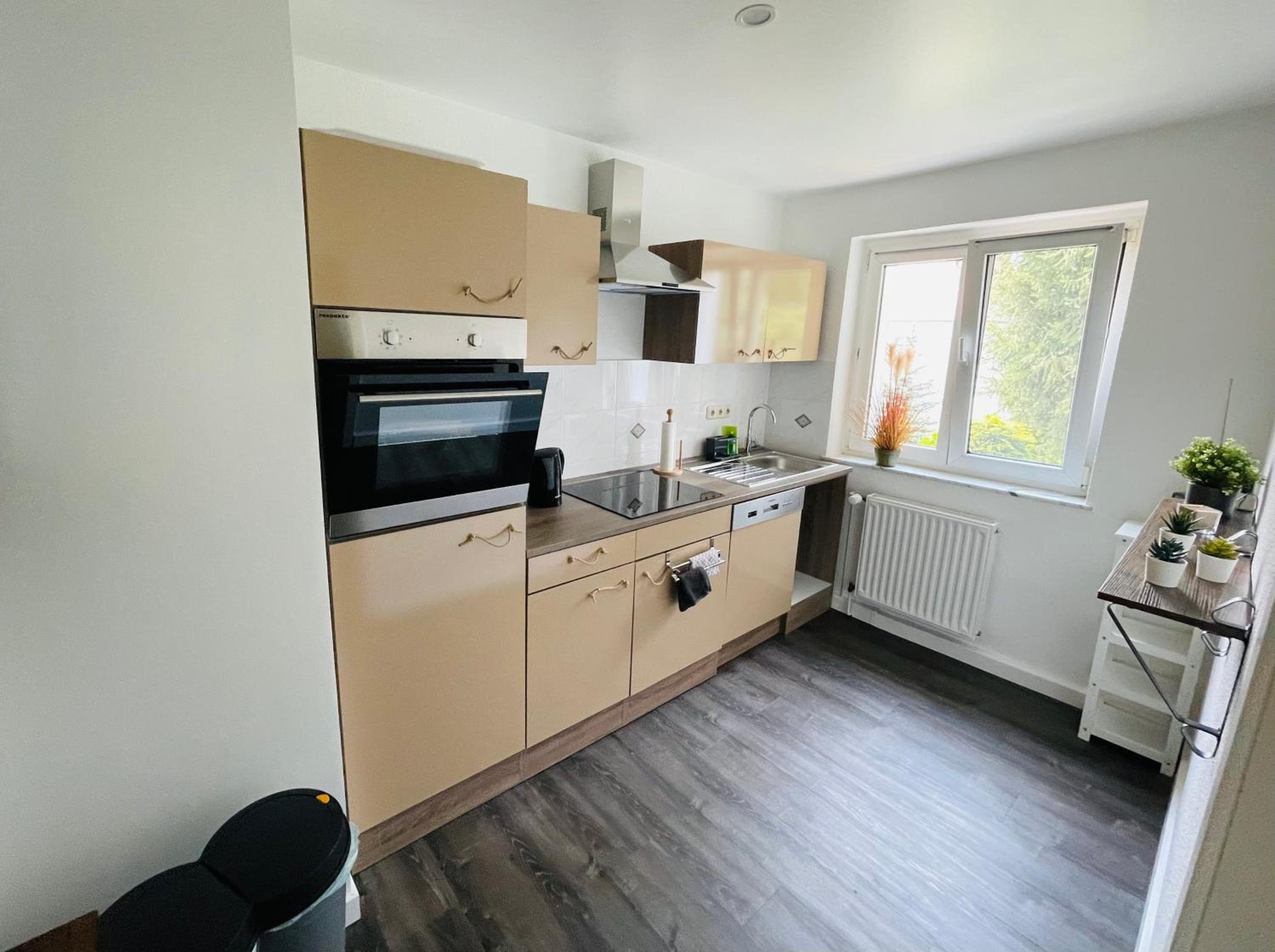 NEU Auszeit in moderner Wohnung in Seen-Nähe