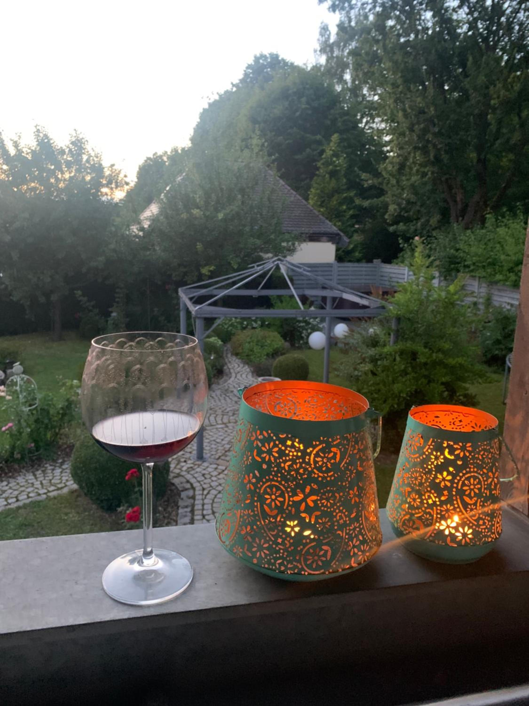 Bezaubernde Ferienwohnung mit Rosengarten