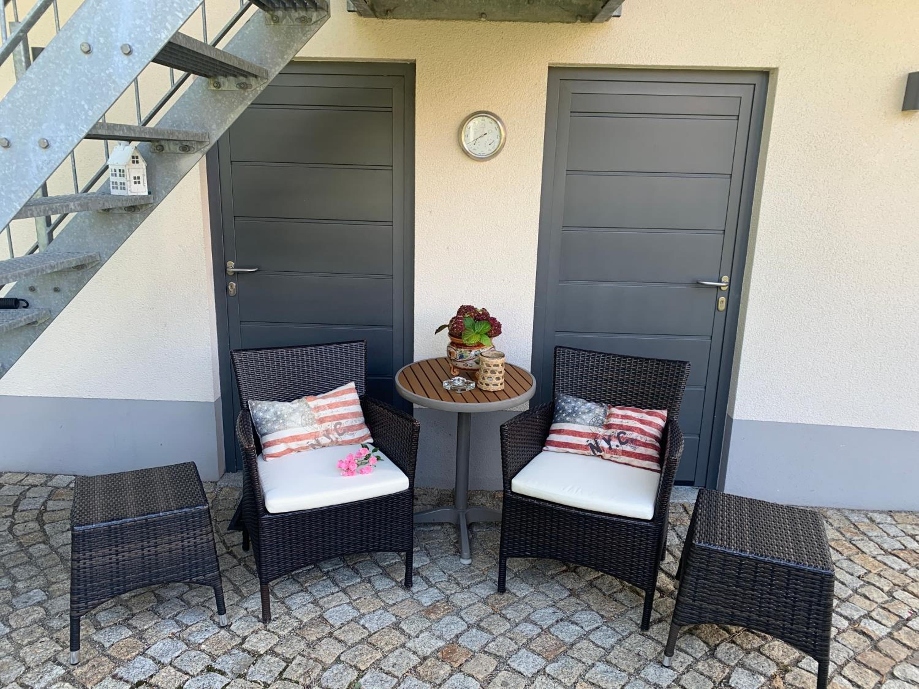 Bezaubernde Ferienwohnung mit Rosengarten