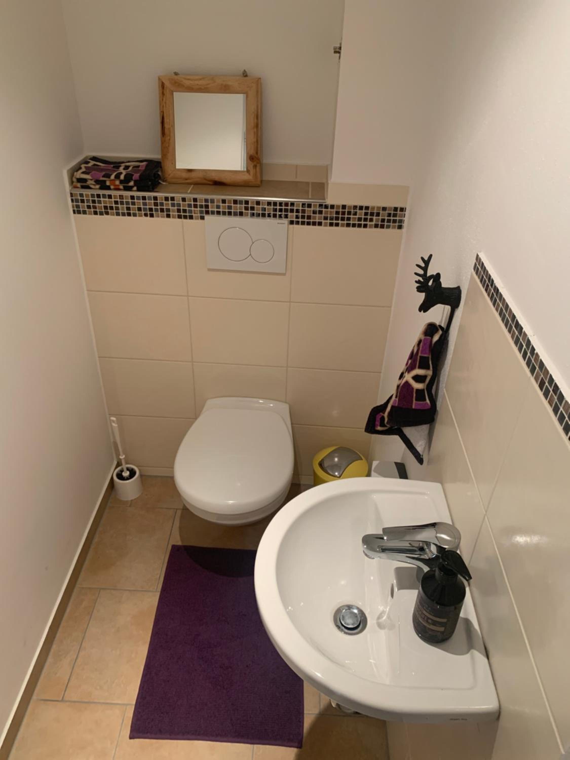 Bezaubernde Ferienwohnung mit Rosengarten