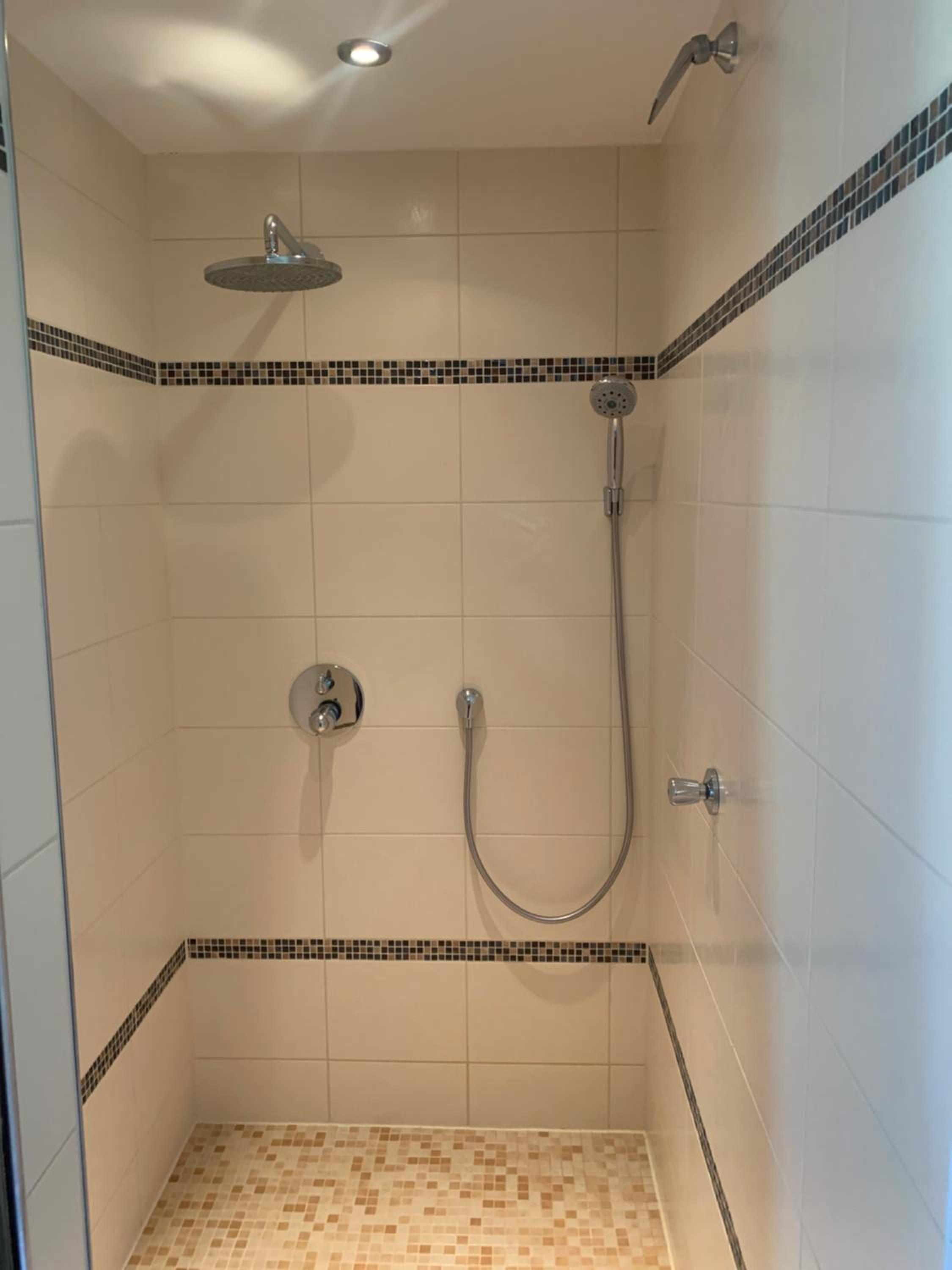 Bezaubernde Ferienwohnung mit Rosengarten
