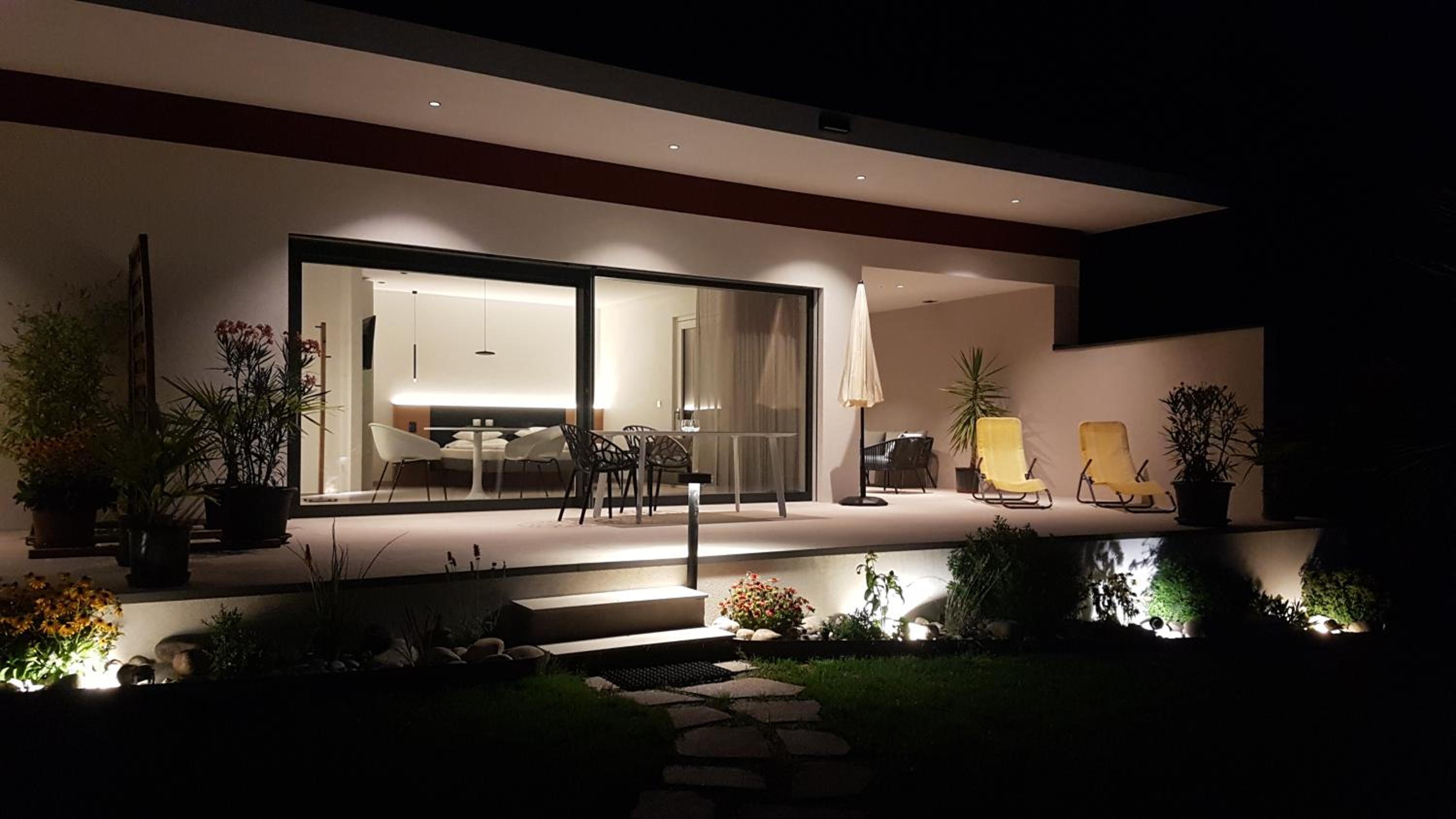 Zilli Studio Apartments view 5