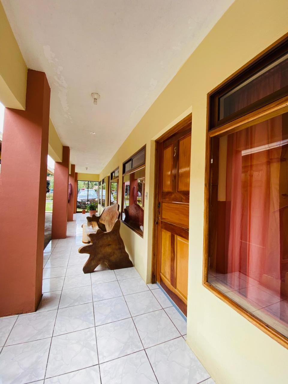 Hotel La Puesta Del Sol B&B