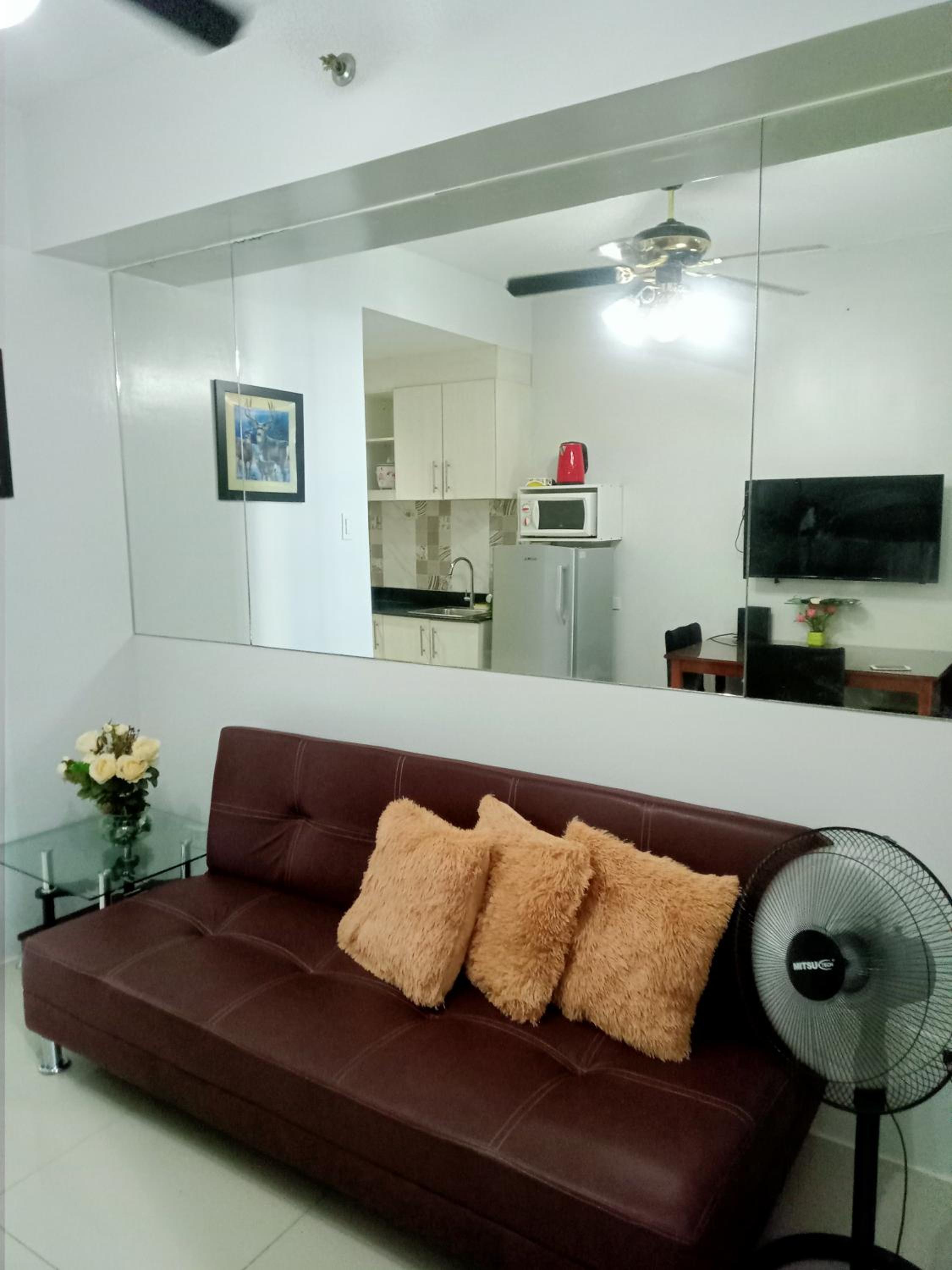 SEA RESIDENCES F