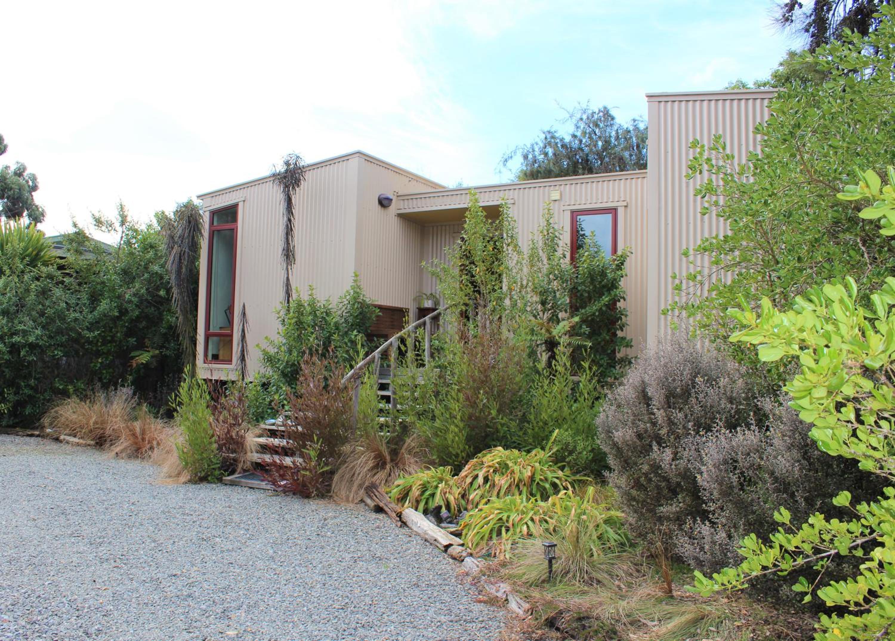 Misty River Retreat view 2