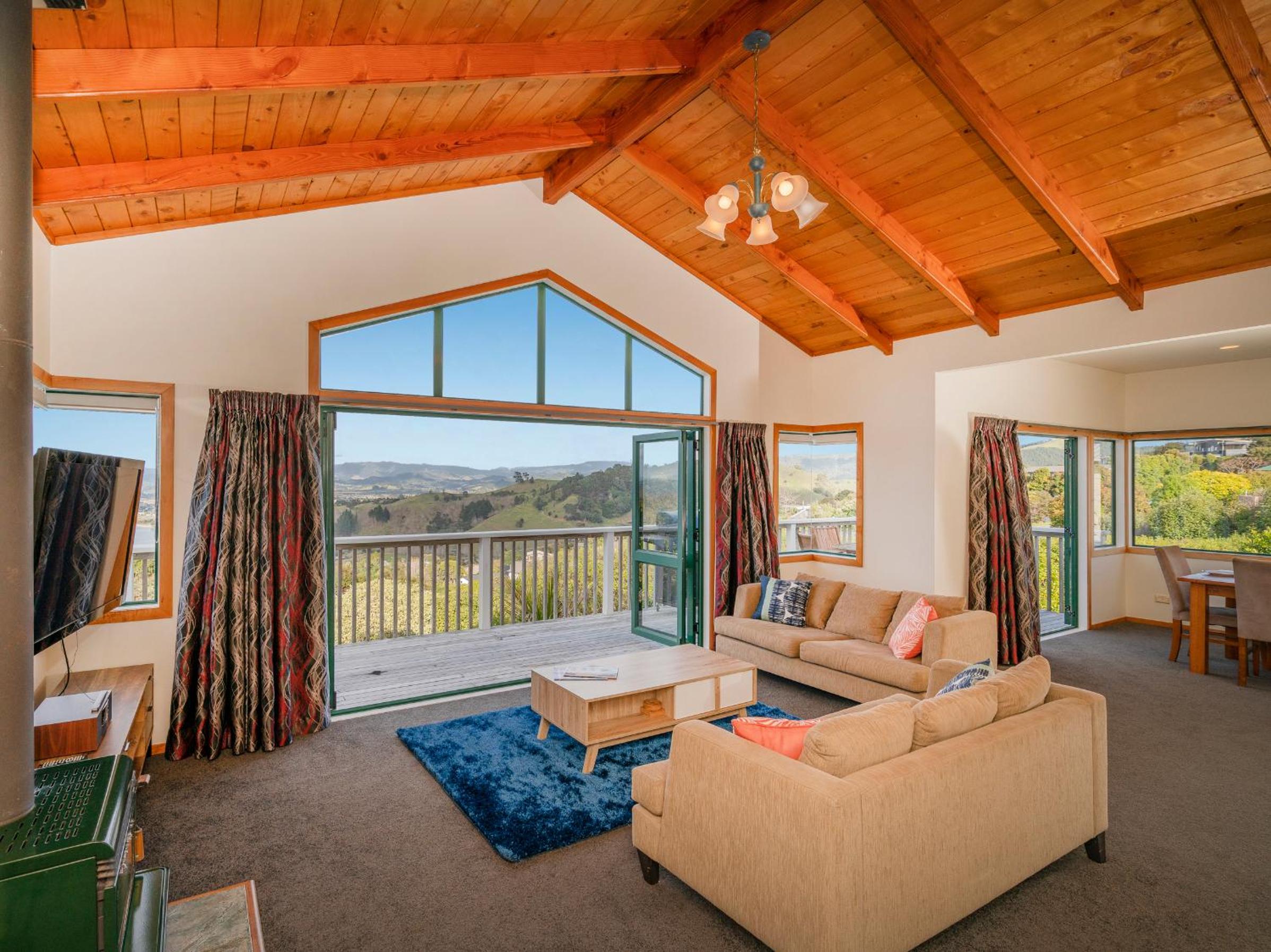 Sensational on Centennial - Whitianga Holiday Home view 3