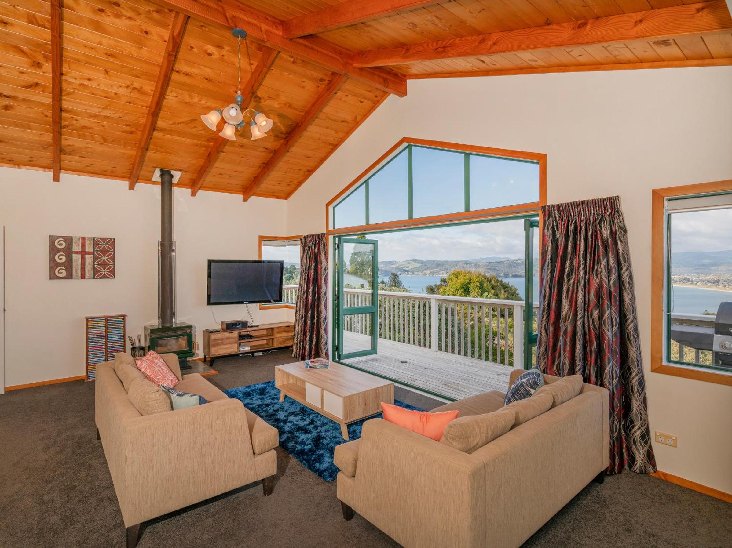 Sensational on Centennial - Whitianga Holiday Home view 2