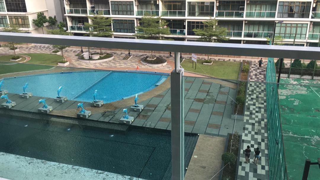 PALAZIO CONDO (MOUNT AUSTIN)