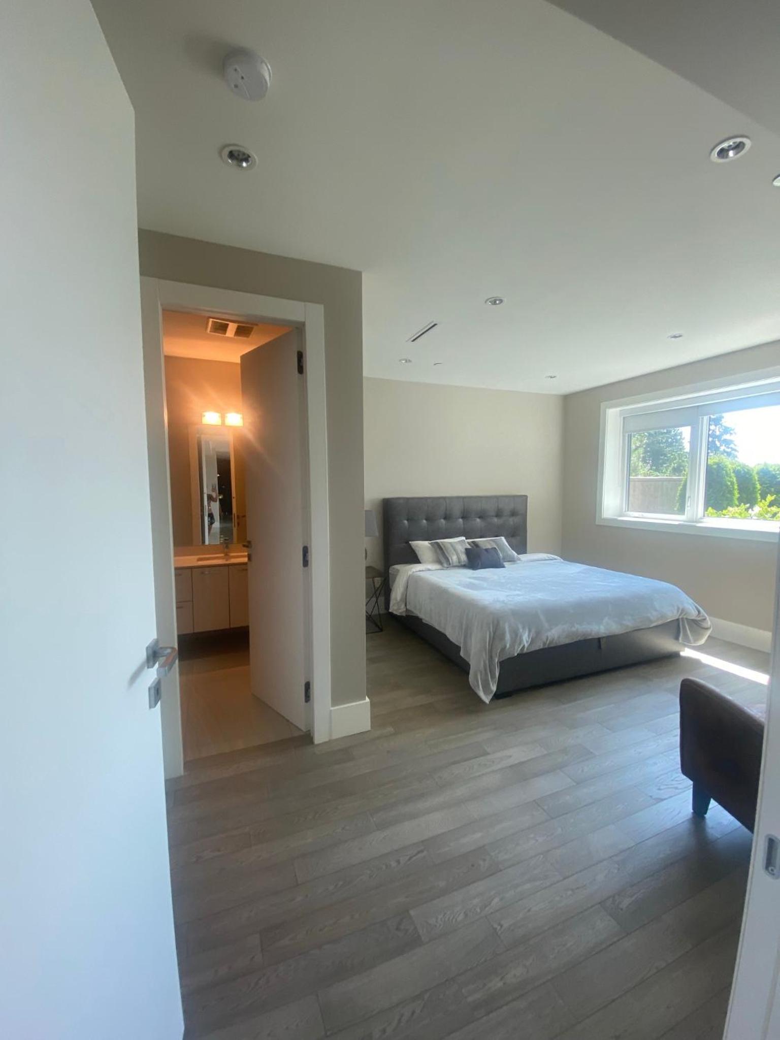 Luxury accomodation in West Vancouver