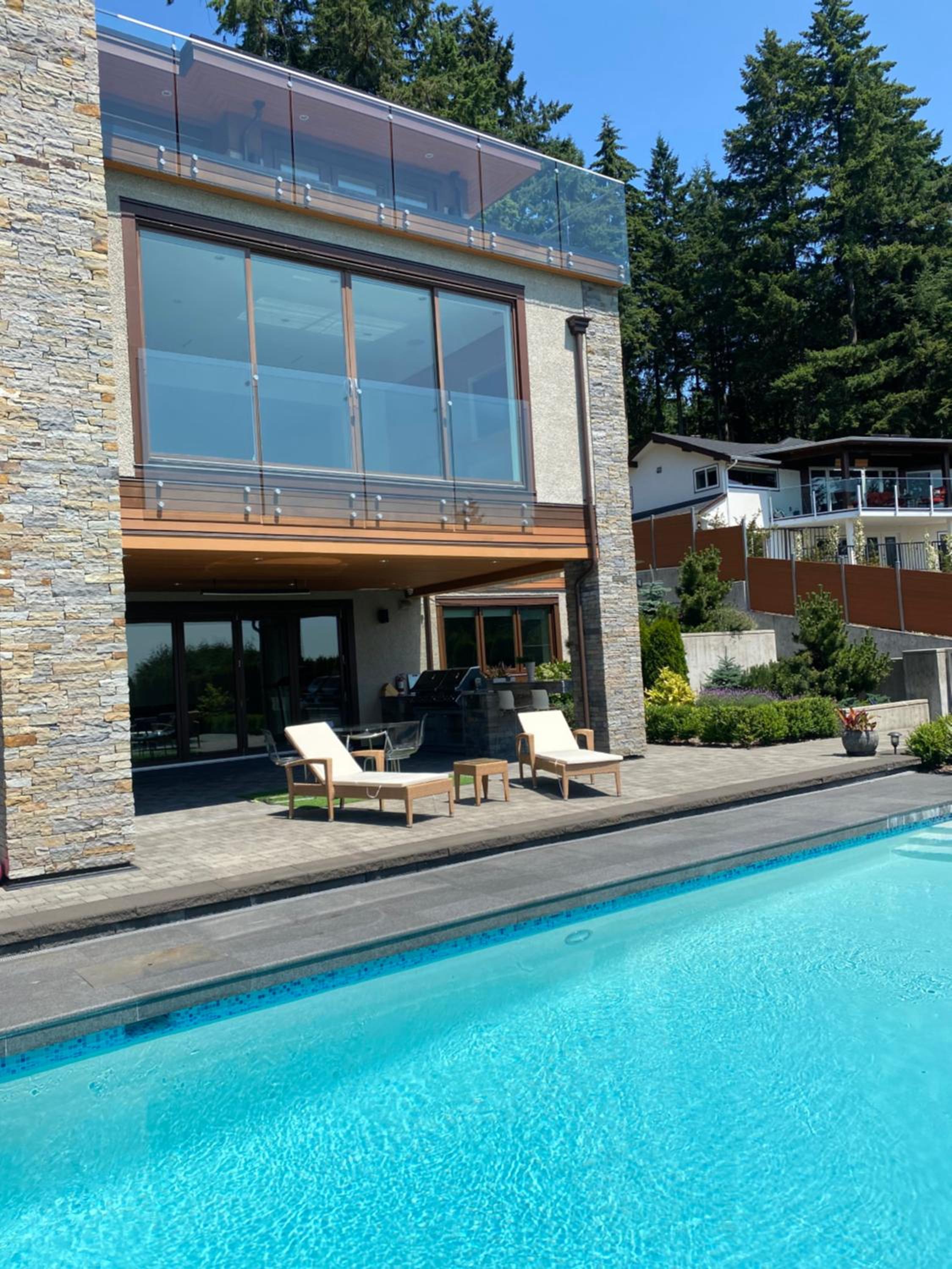Luxury accomodation in West Vancouver