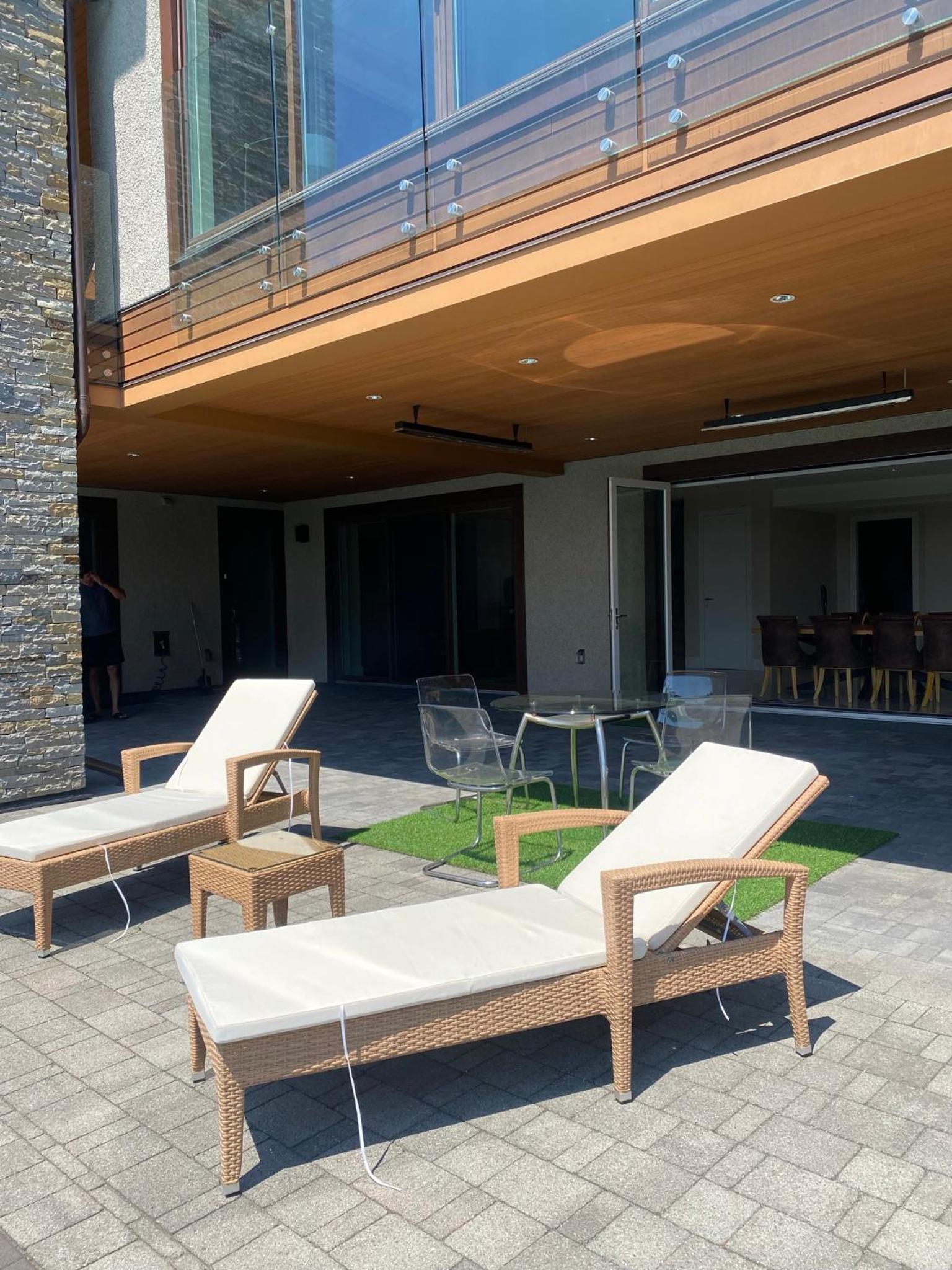 Luxury accomodation in West Vancouver