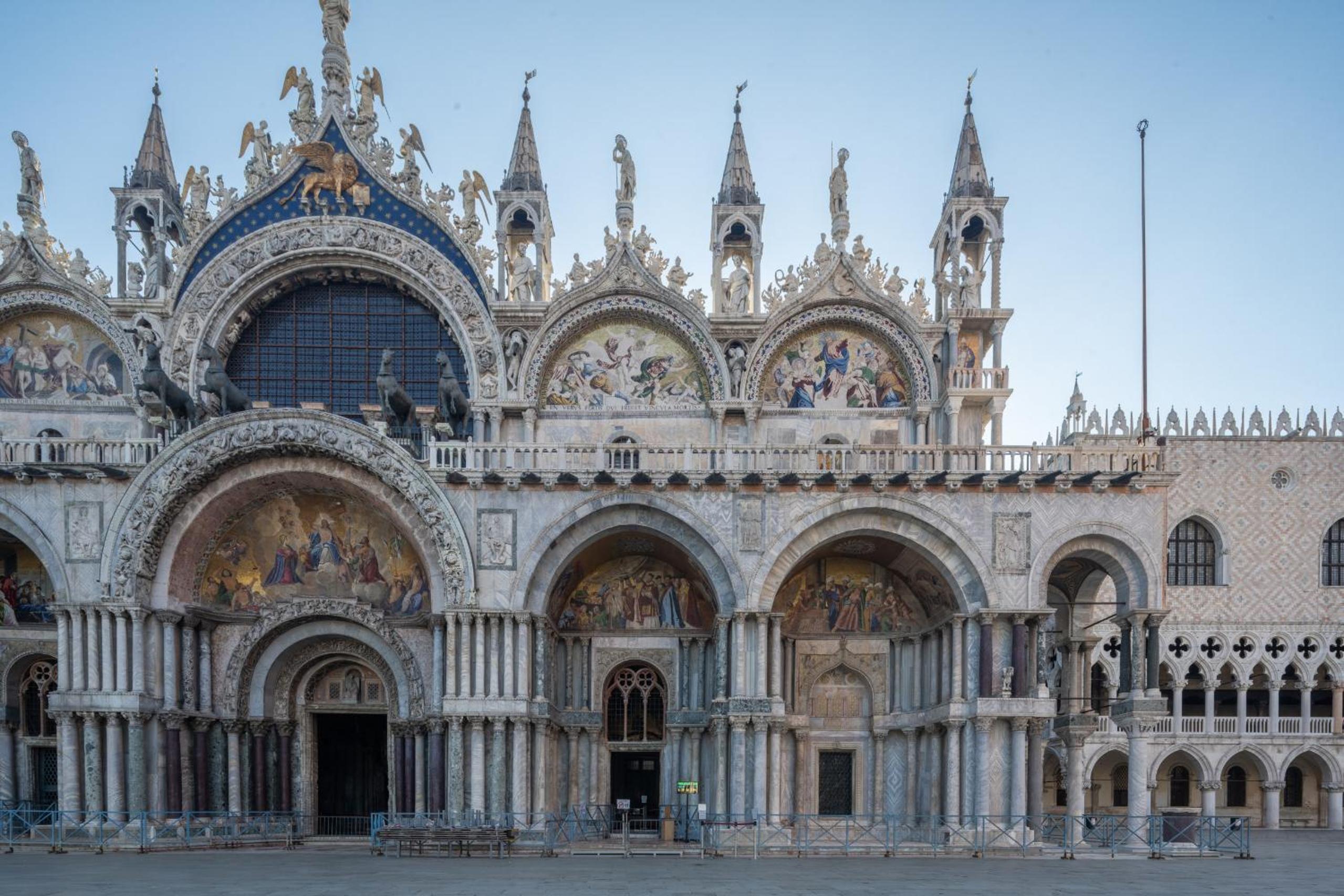 San Marco Boutique R&R