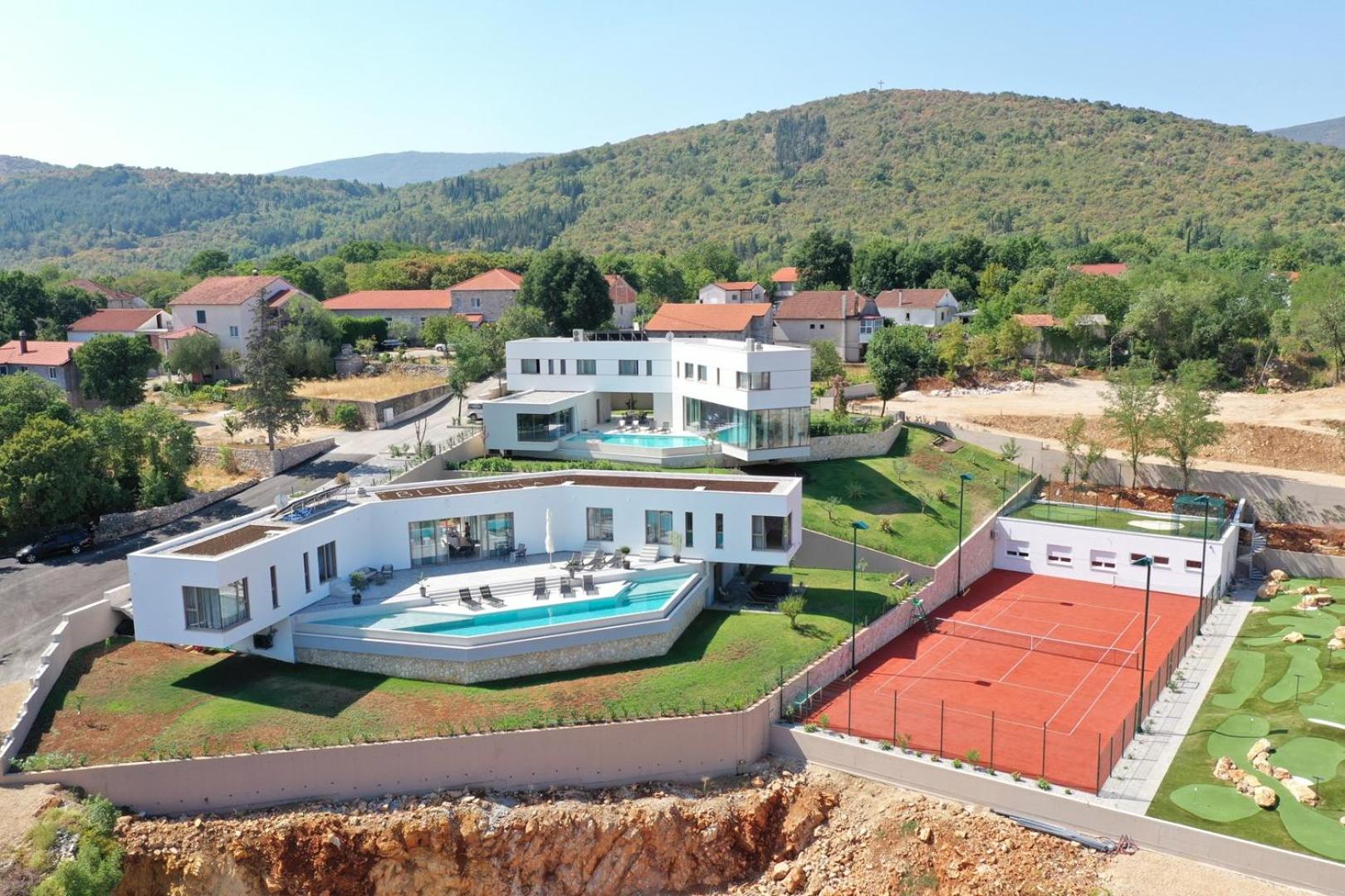Luxury villa Azure in Imotski, wellness oasis view 4