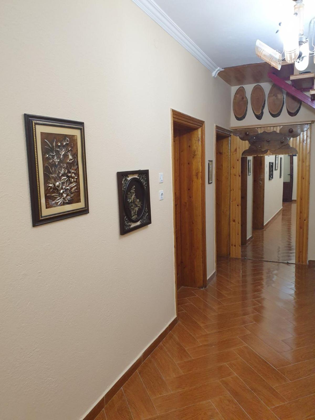 Jordhani's House