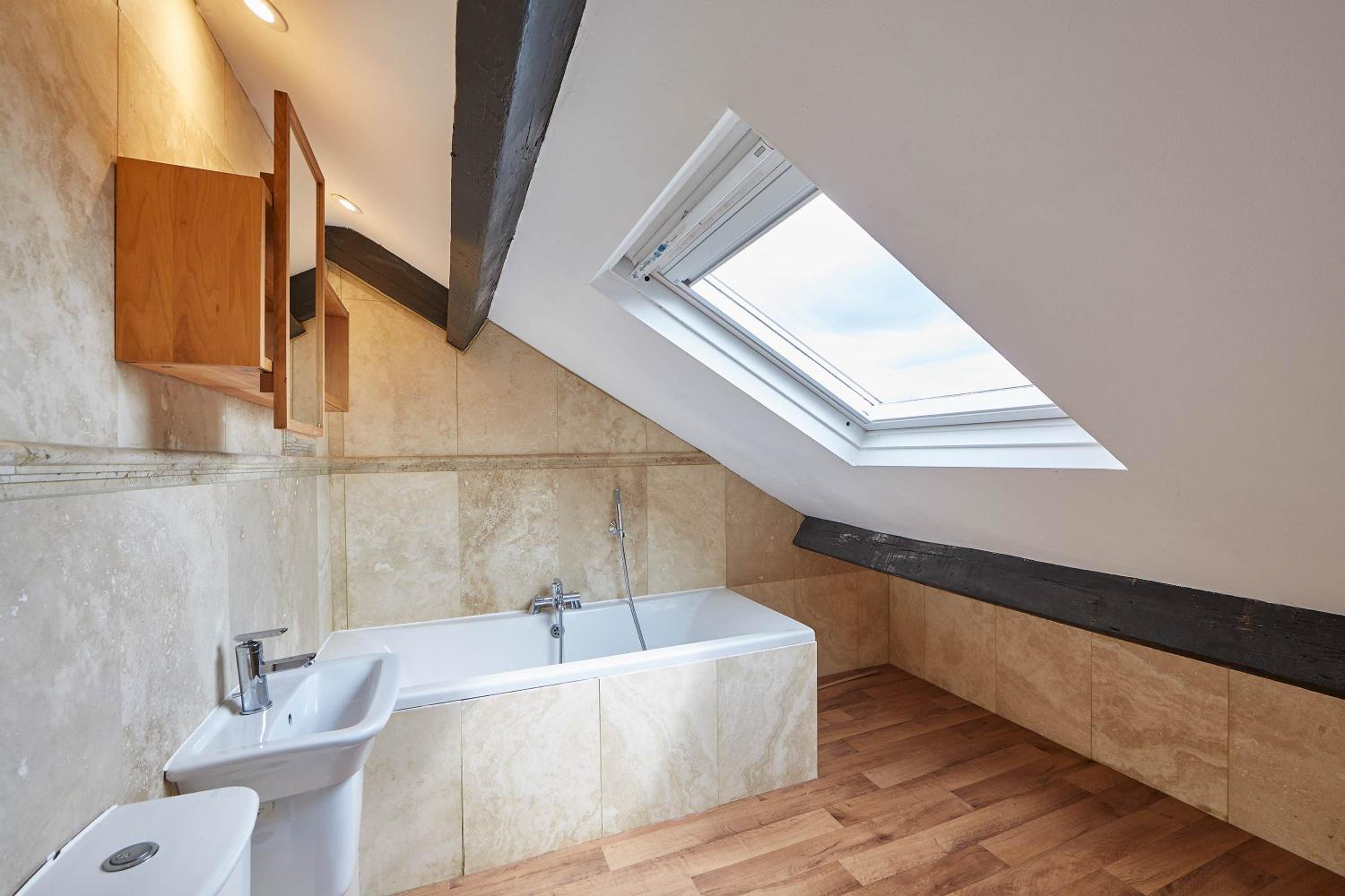 Host & Stay - The Loft view 4
