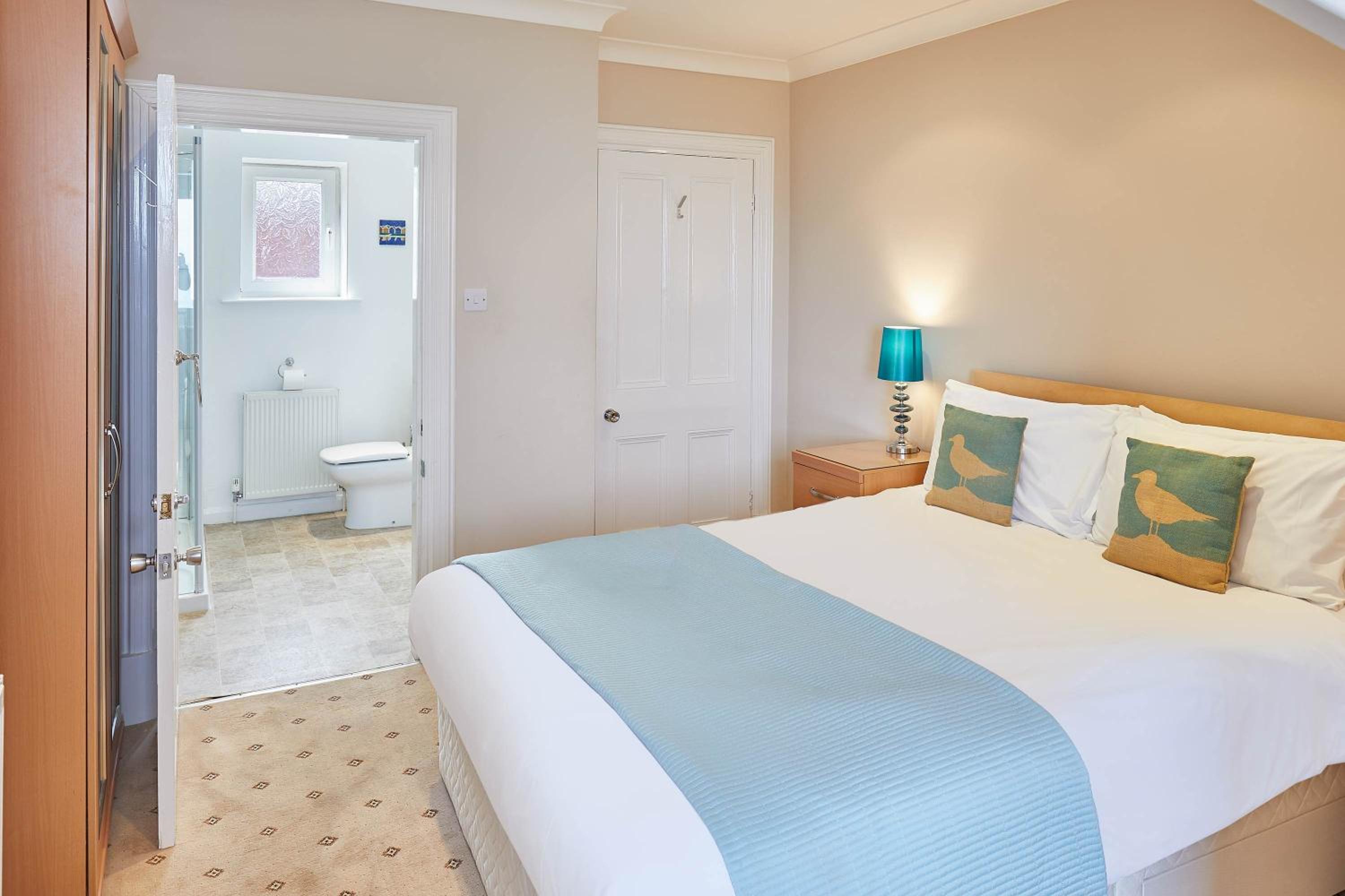 Host & Stay - Sea View 44 view 4