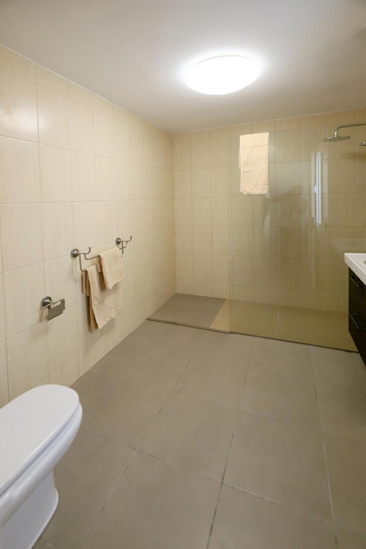 Photo 53