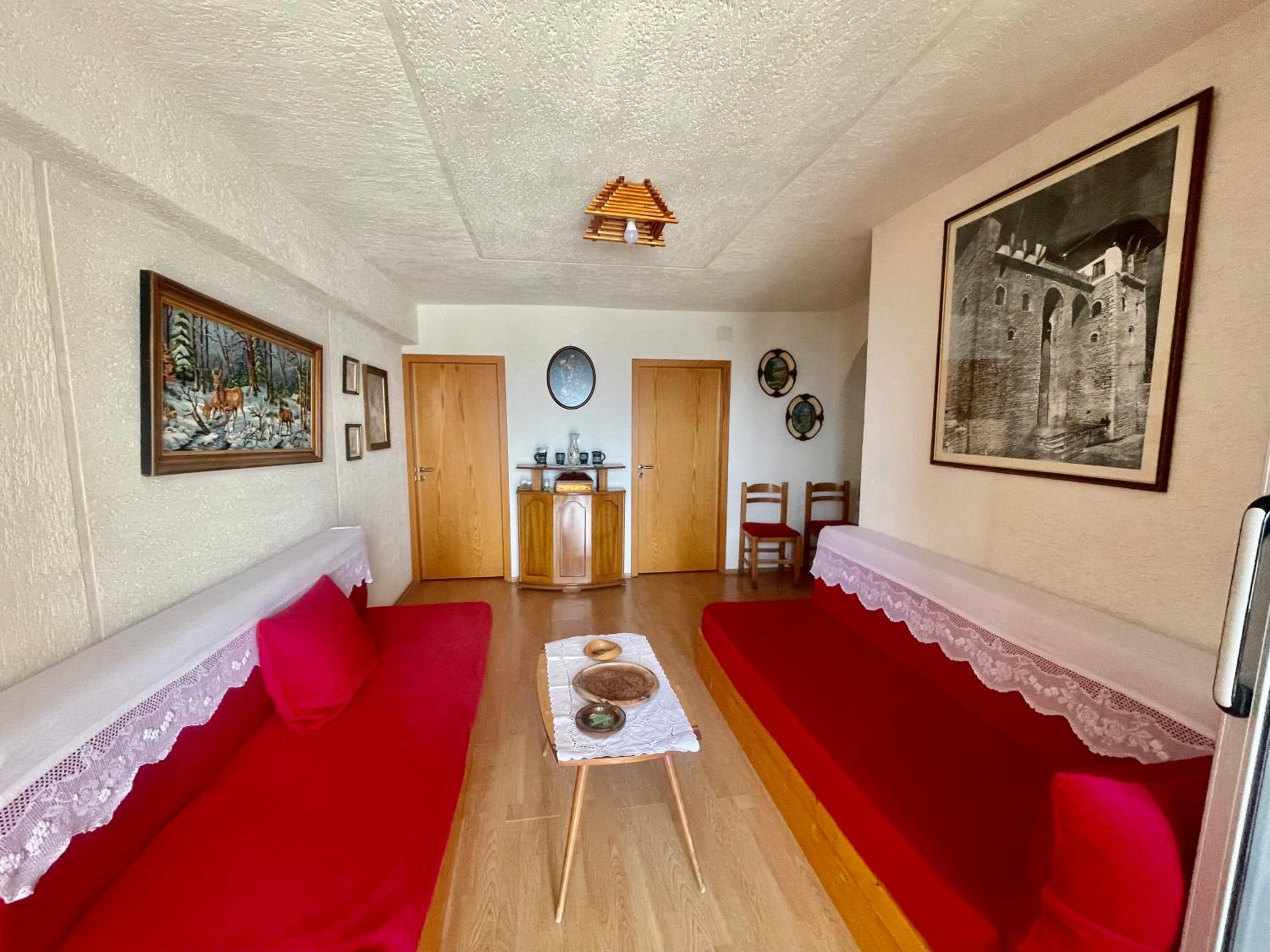 Kubeja Guest House