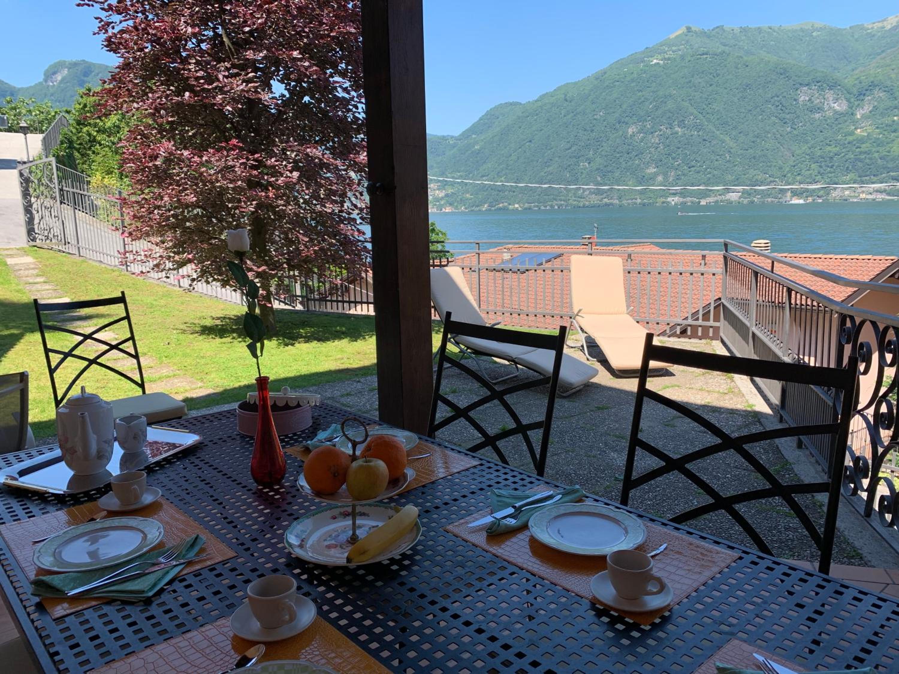 Villa Lago di Como view 4