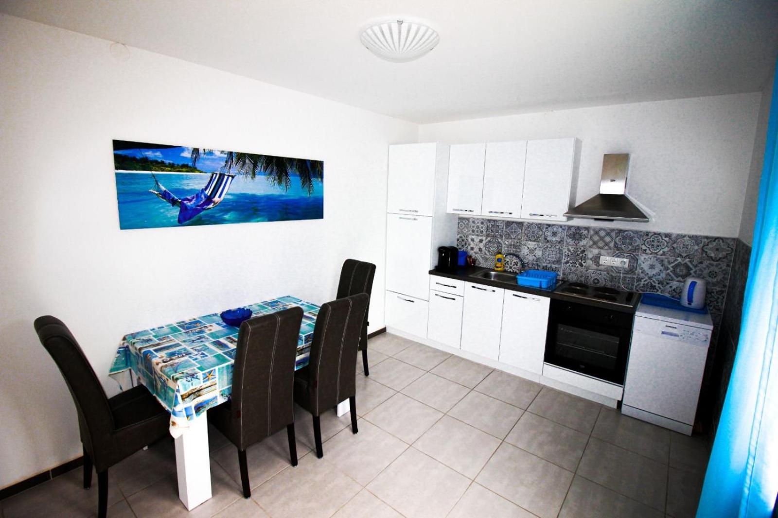 Apartman Mirno More view 3