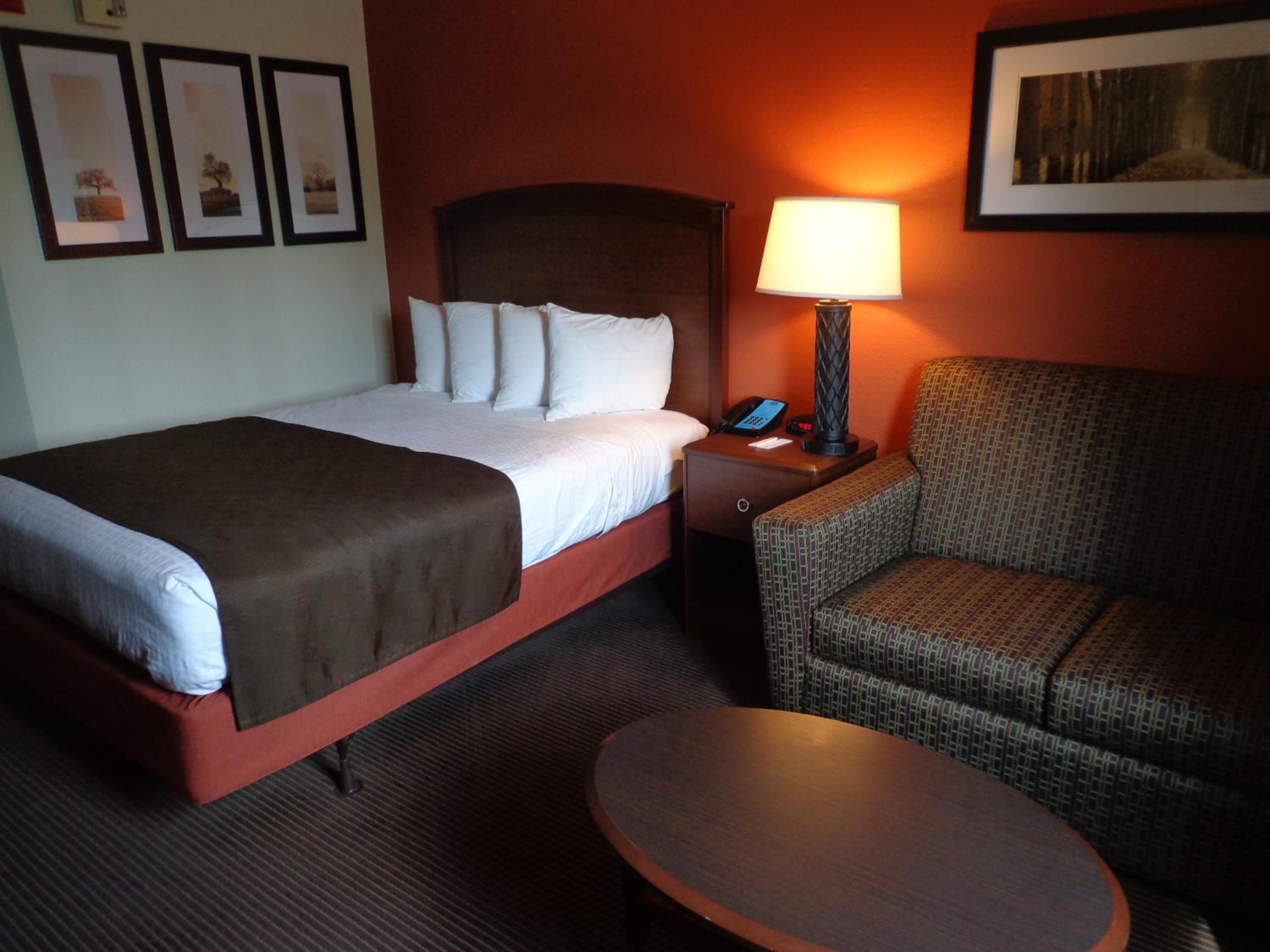 AmericInn by Wyndham Grand Forks