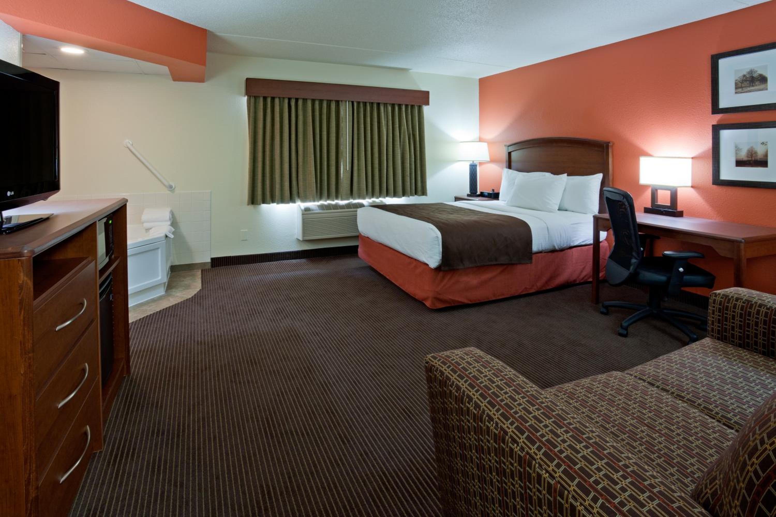 AmericInn by Wyndham Grand Forks