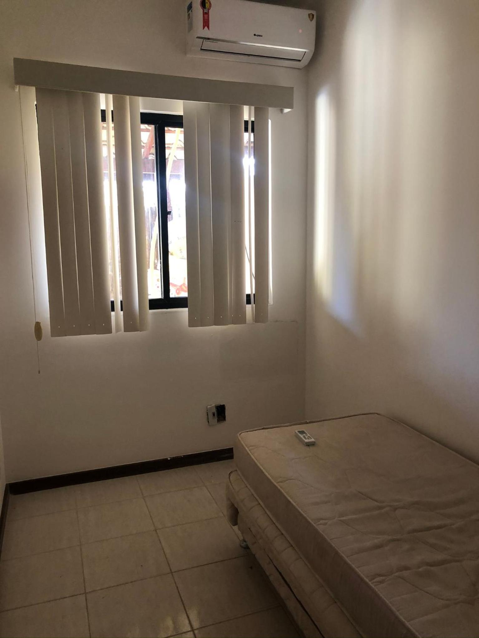 Guarajuba - BA - Confortável casa com 3 quartos, 2 suites