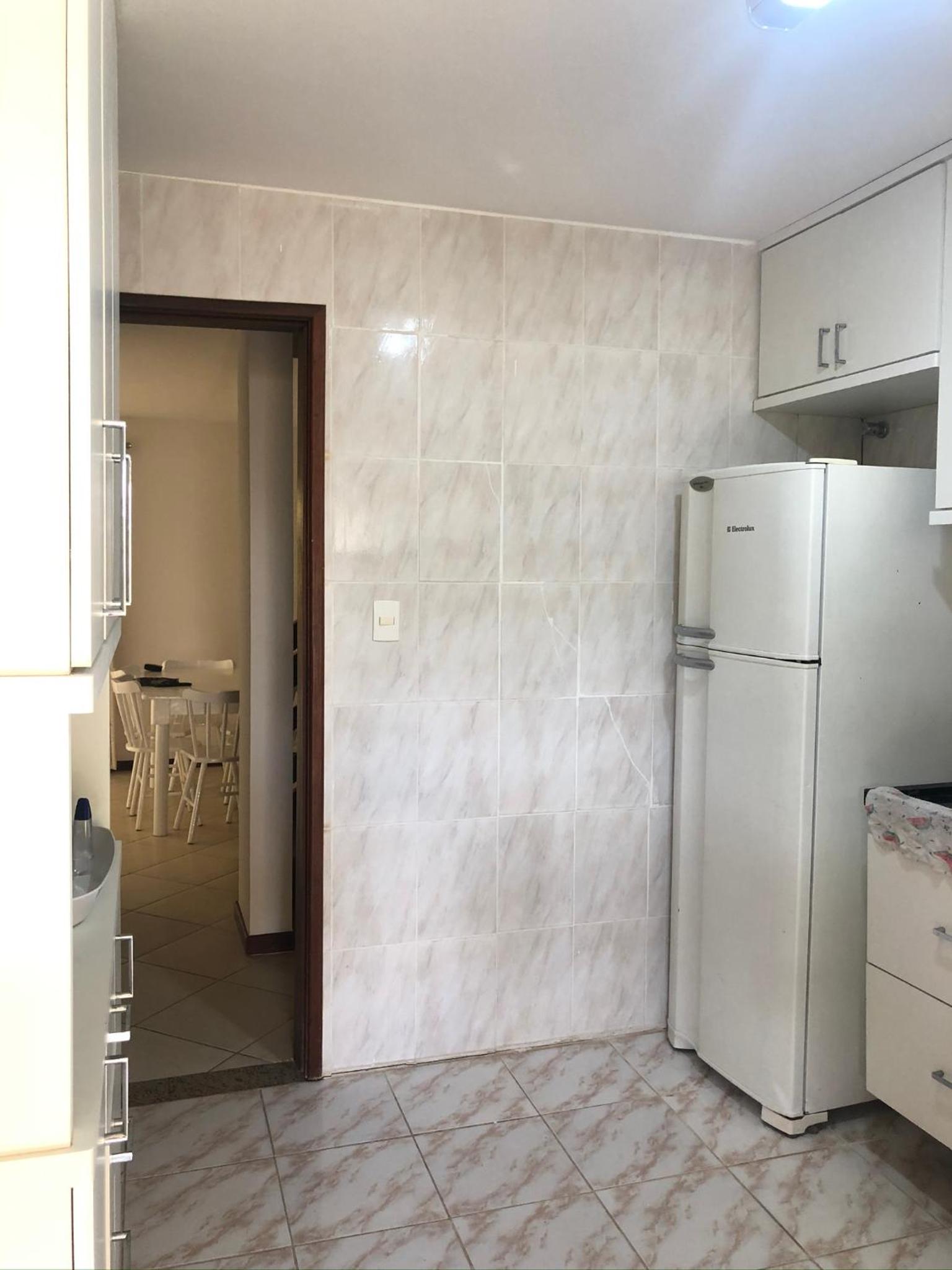 Guarajuba - BA - Confortável casa com 3 quartos, 2 suites