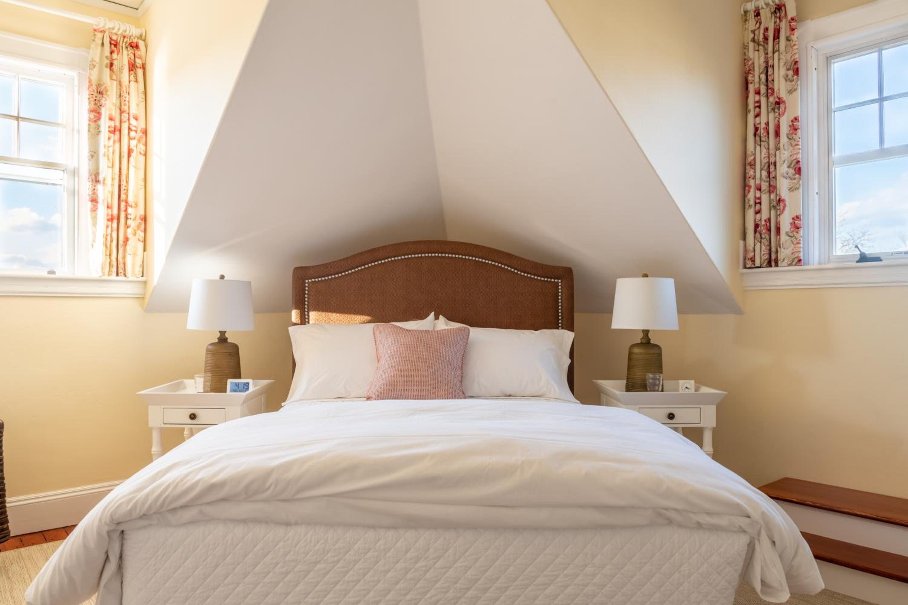 Margin Street Inn