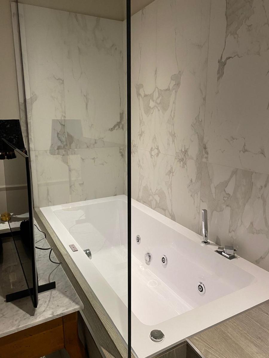 Apartment Rooms Luxury SIANO Joseph view 3