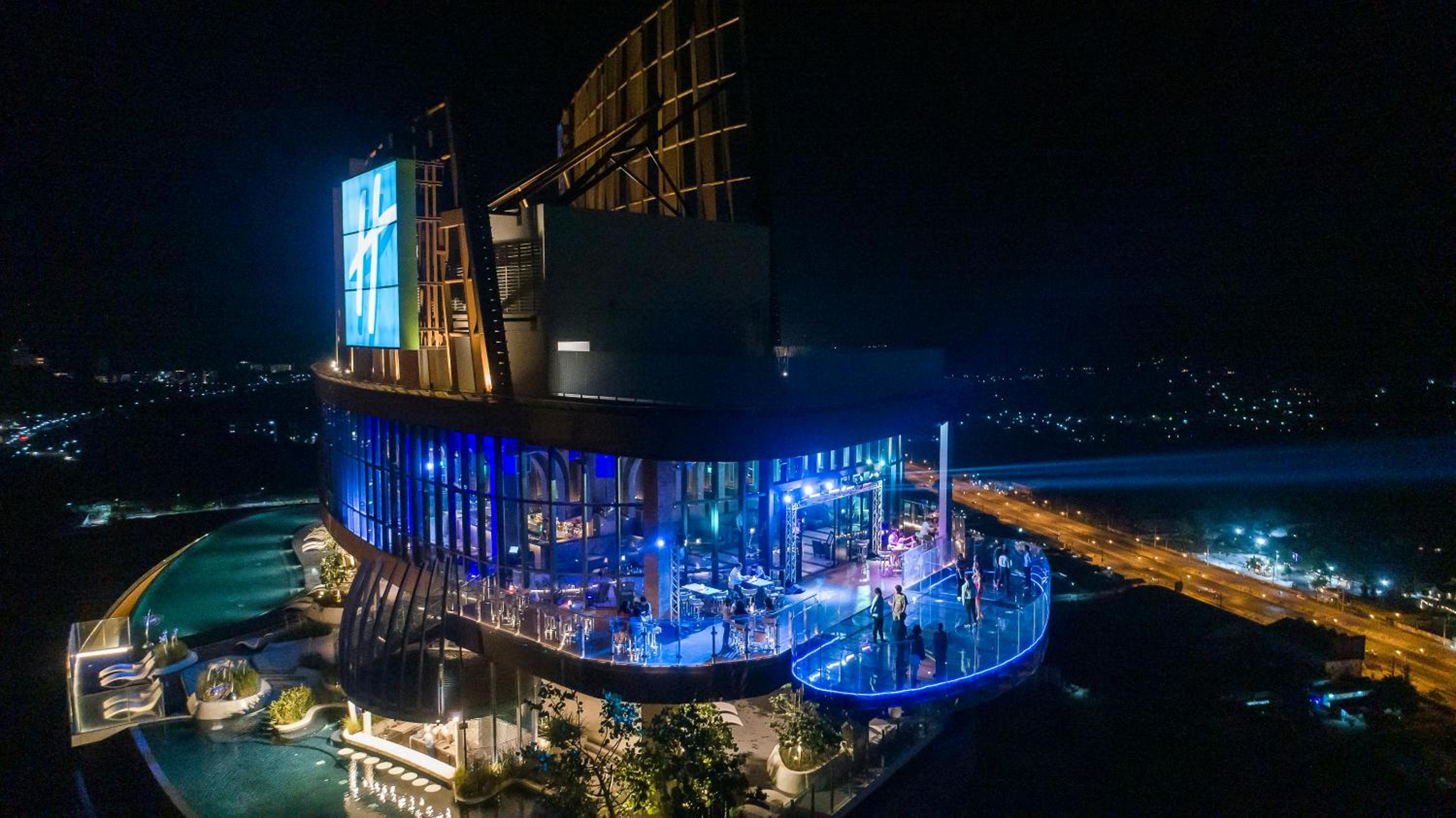 Holiday Inn Resort Vana Nava Hua Hin, an IHG Hotel