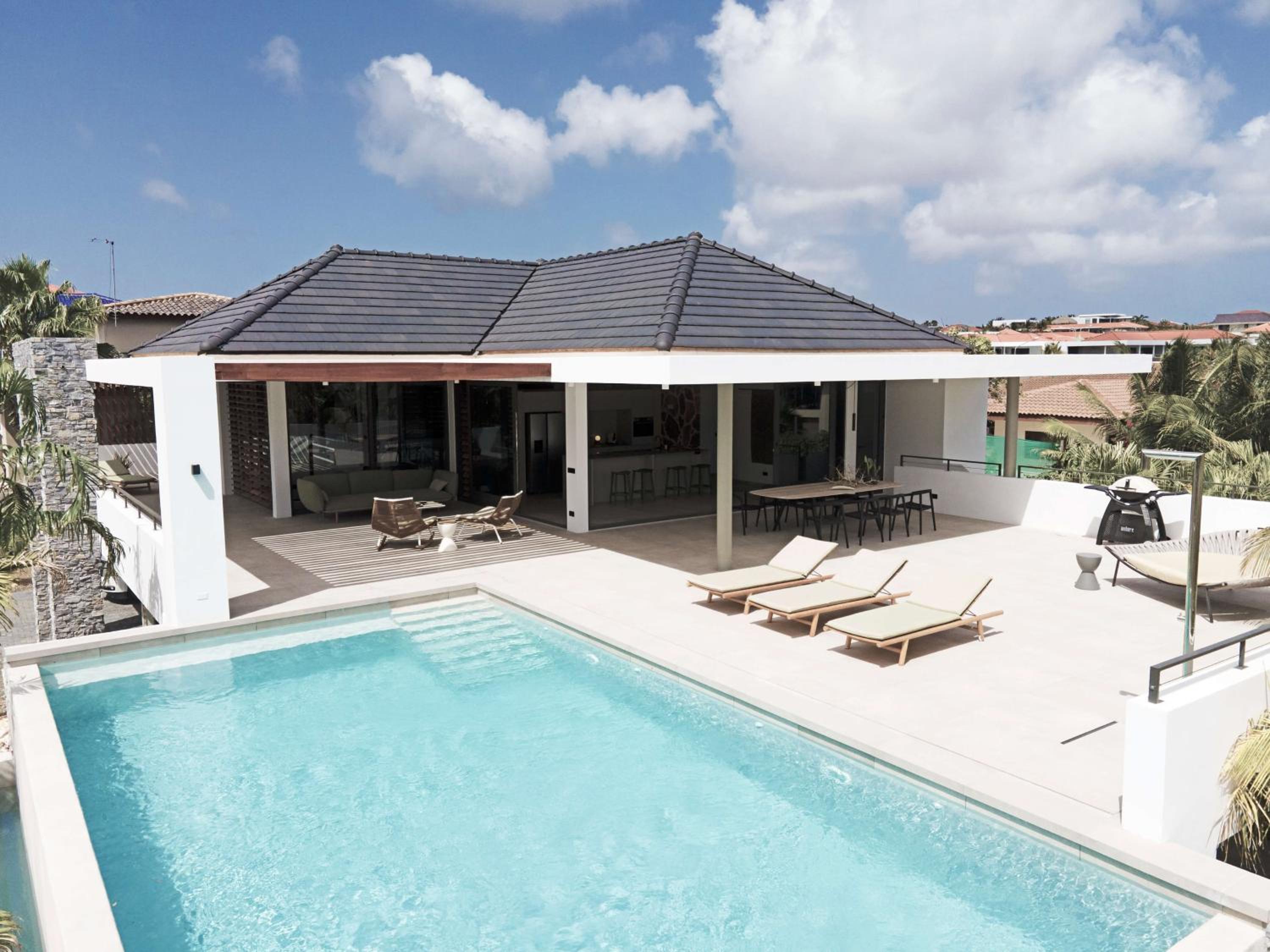 Sea Roots Villa Anna