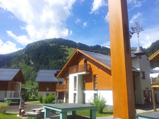 Schoenblick Mountain Resort - by SMR Rauris Apartments - Inc Spa close to Gondola