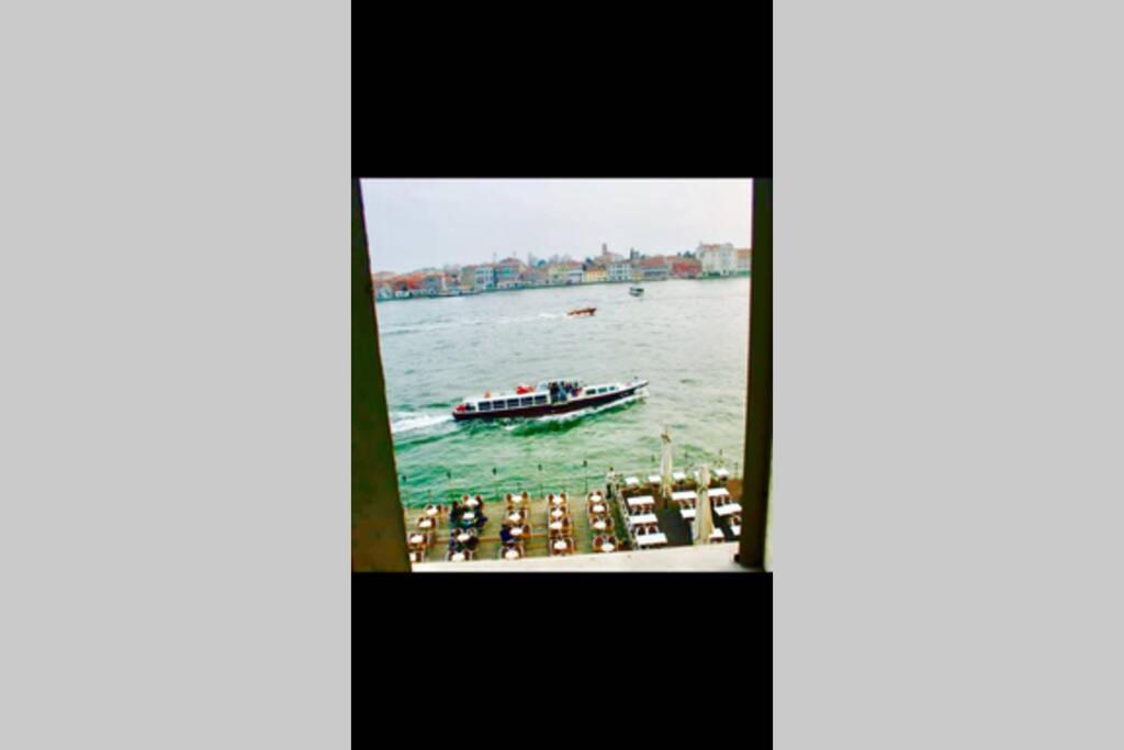 Wonderful view Apartment Zattere
