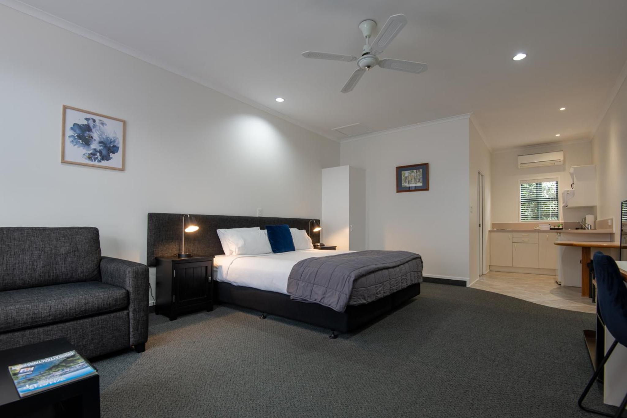 Cambridge Mews Motel