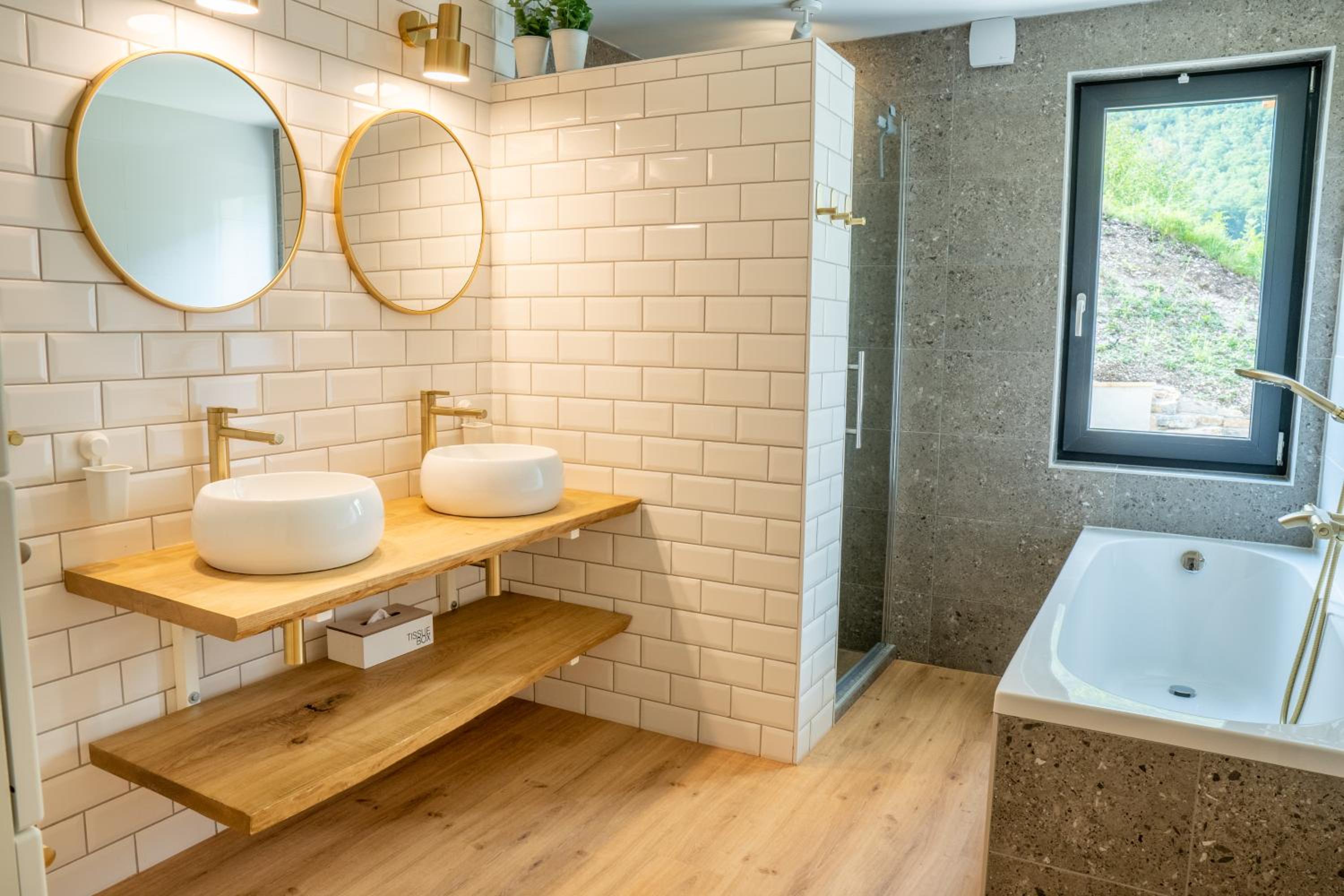 Photo 36