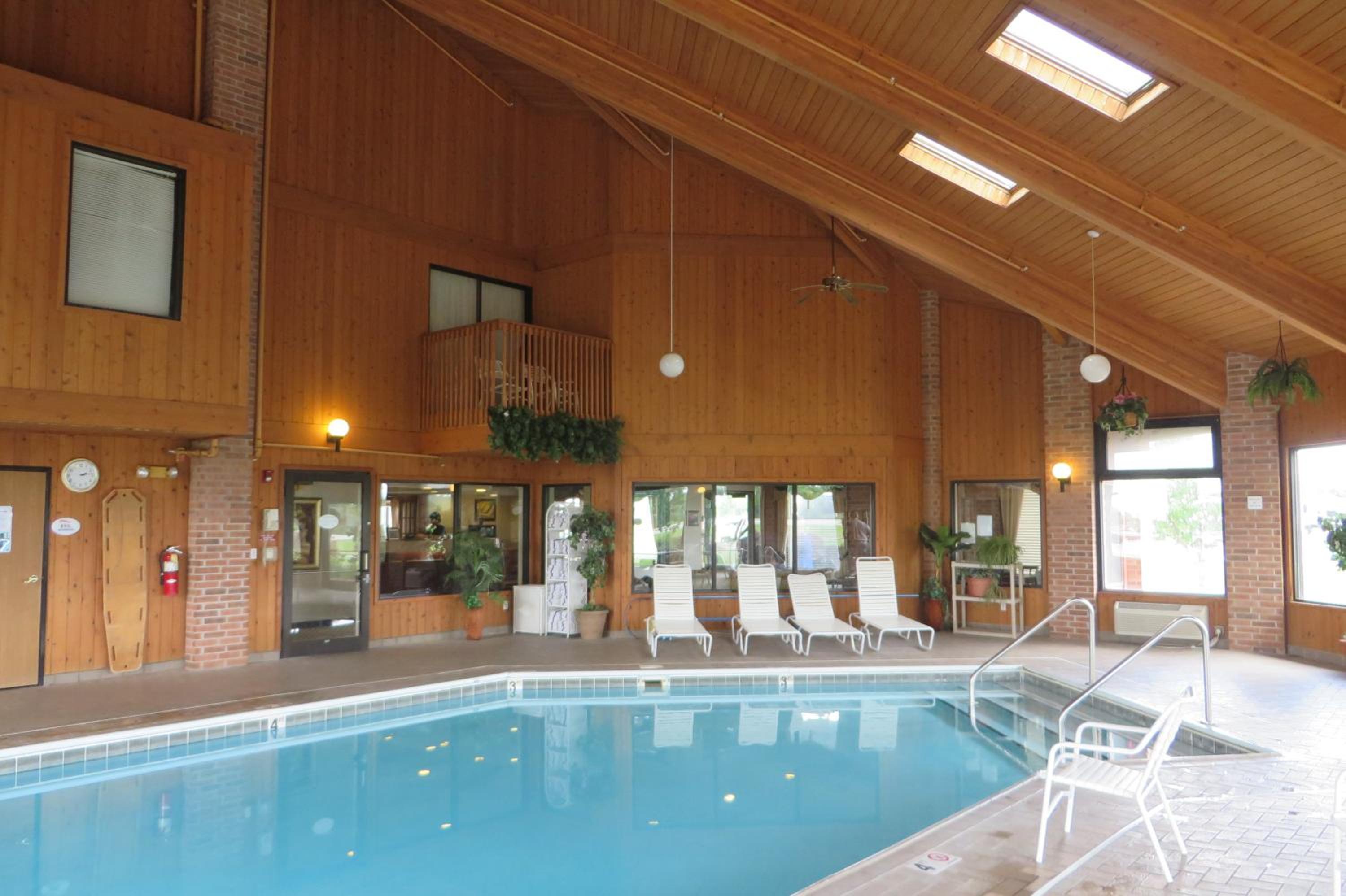 Baymont by Wyndham Boone view 4