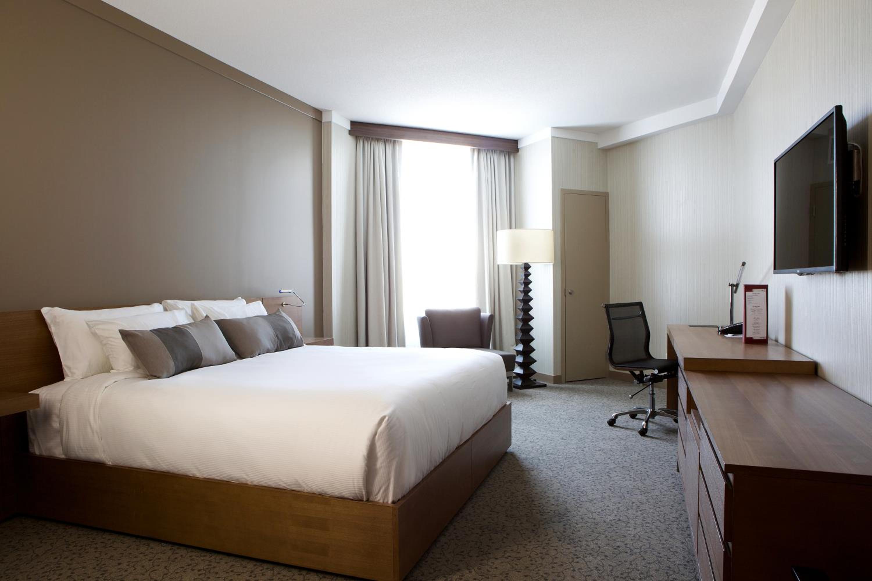 Grey Eagle Resort