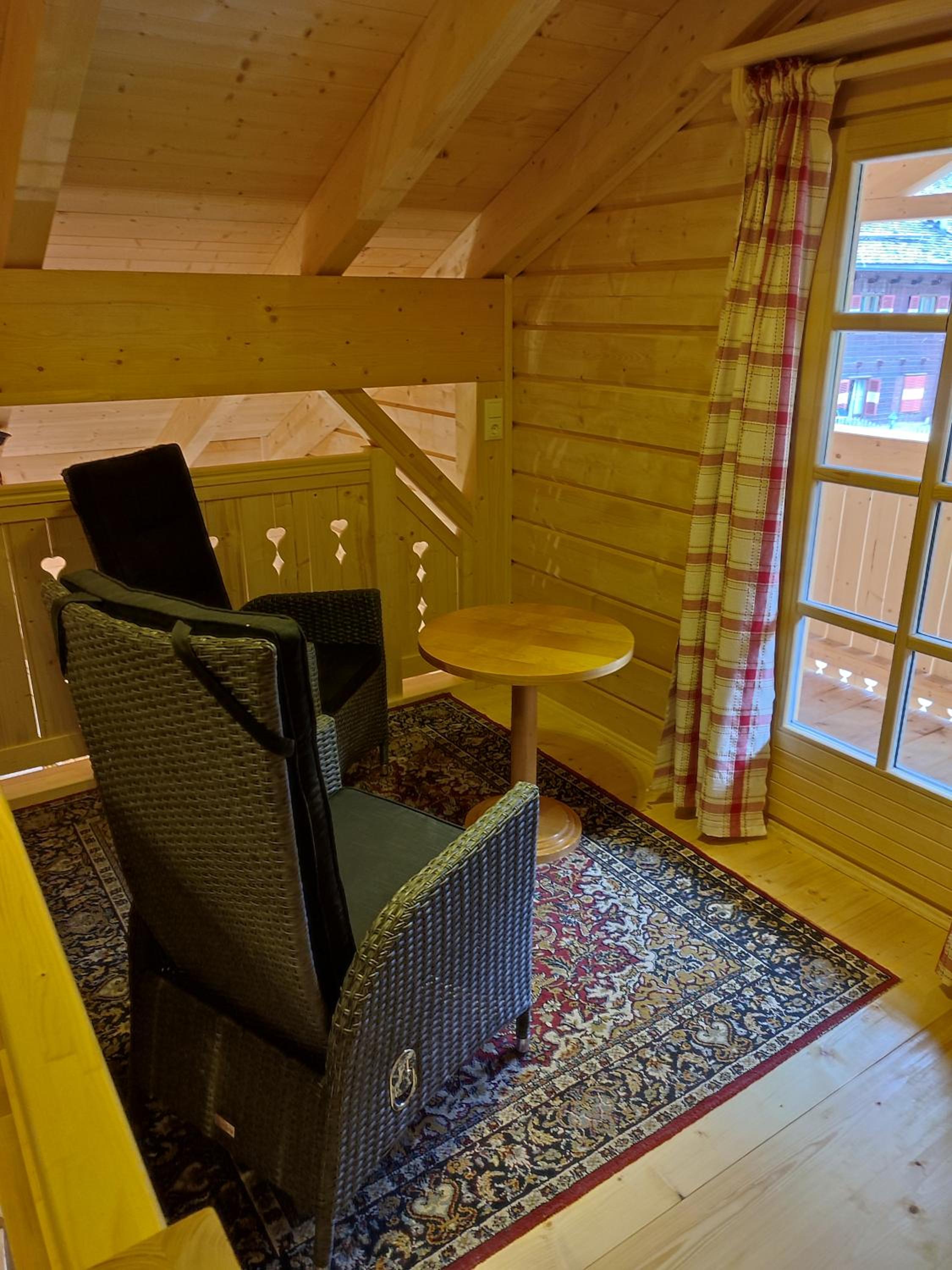 Schlosswirt Chalets & Apartments