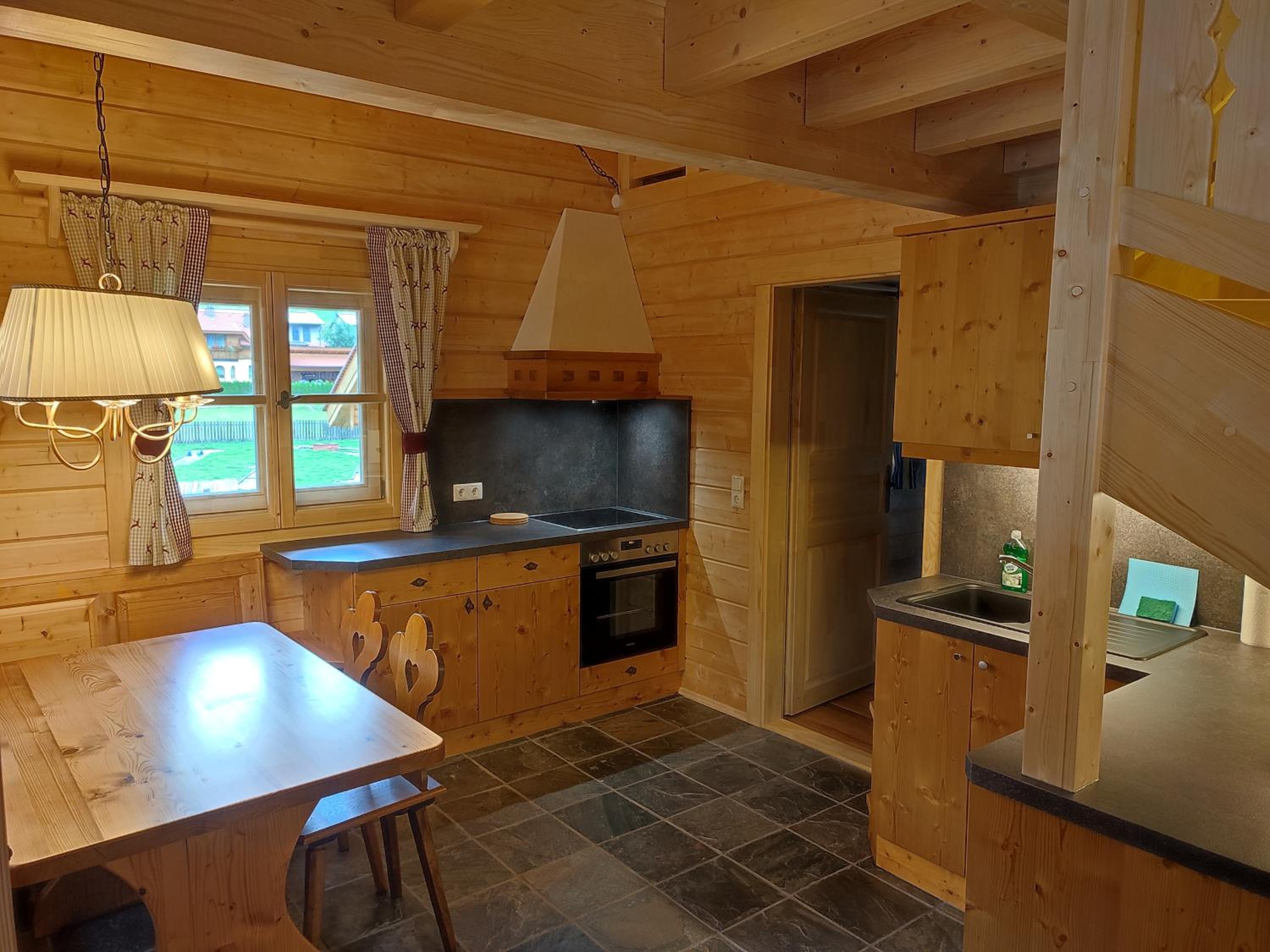 Schlosswirt Chalets & Apartments